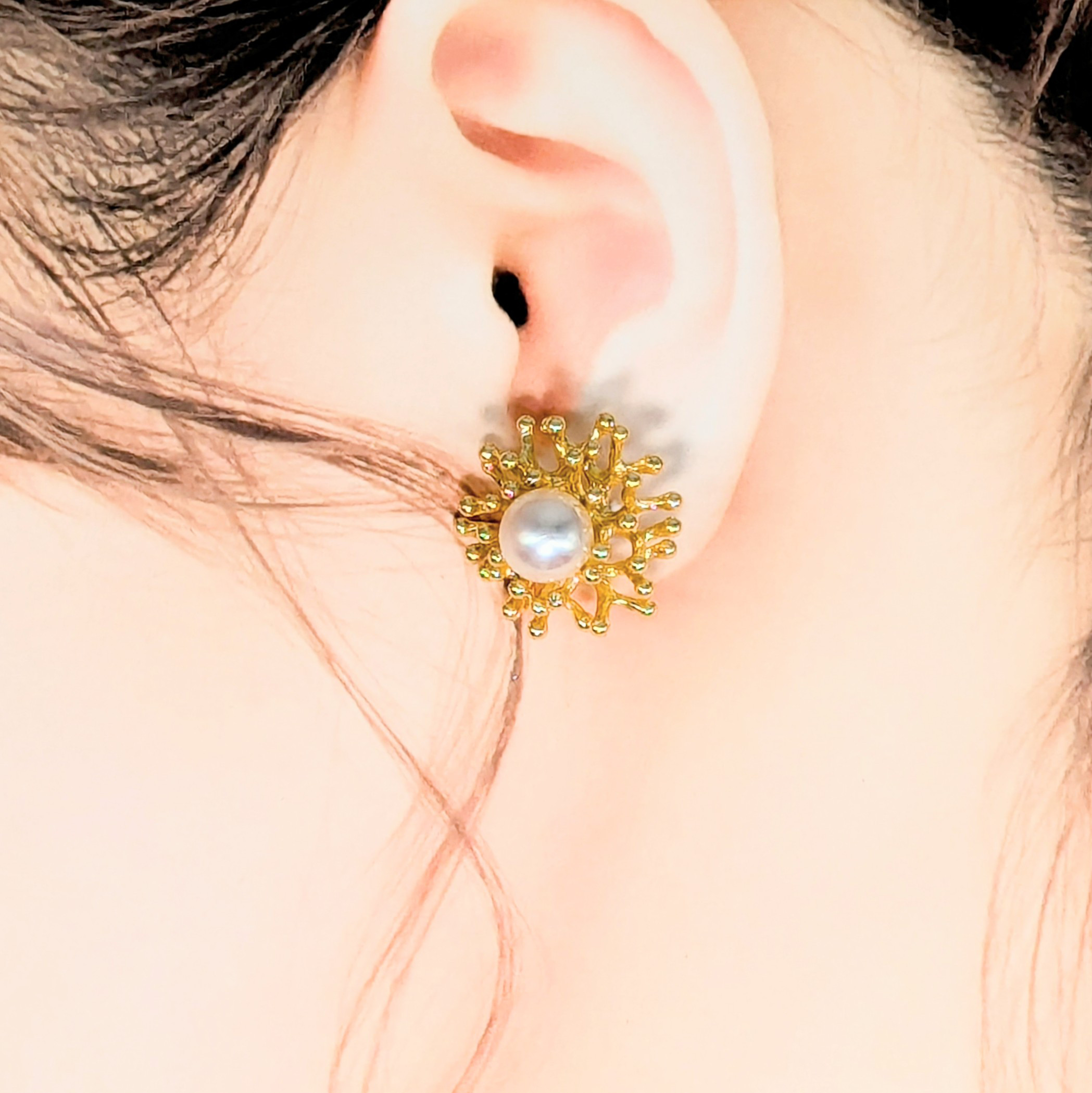 あこや真珠とサンゴのピアス