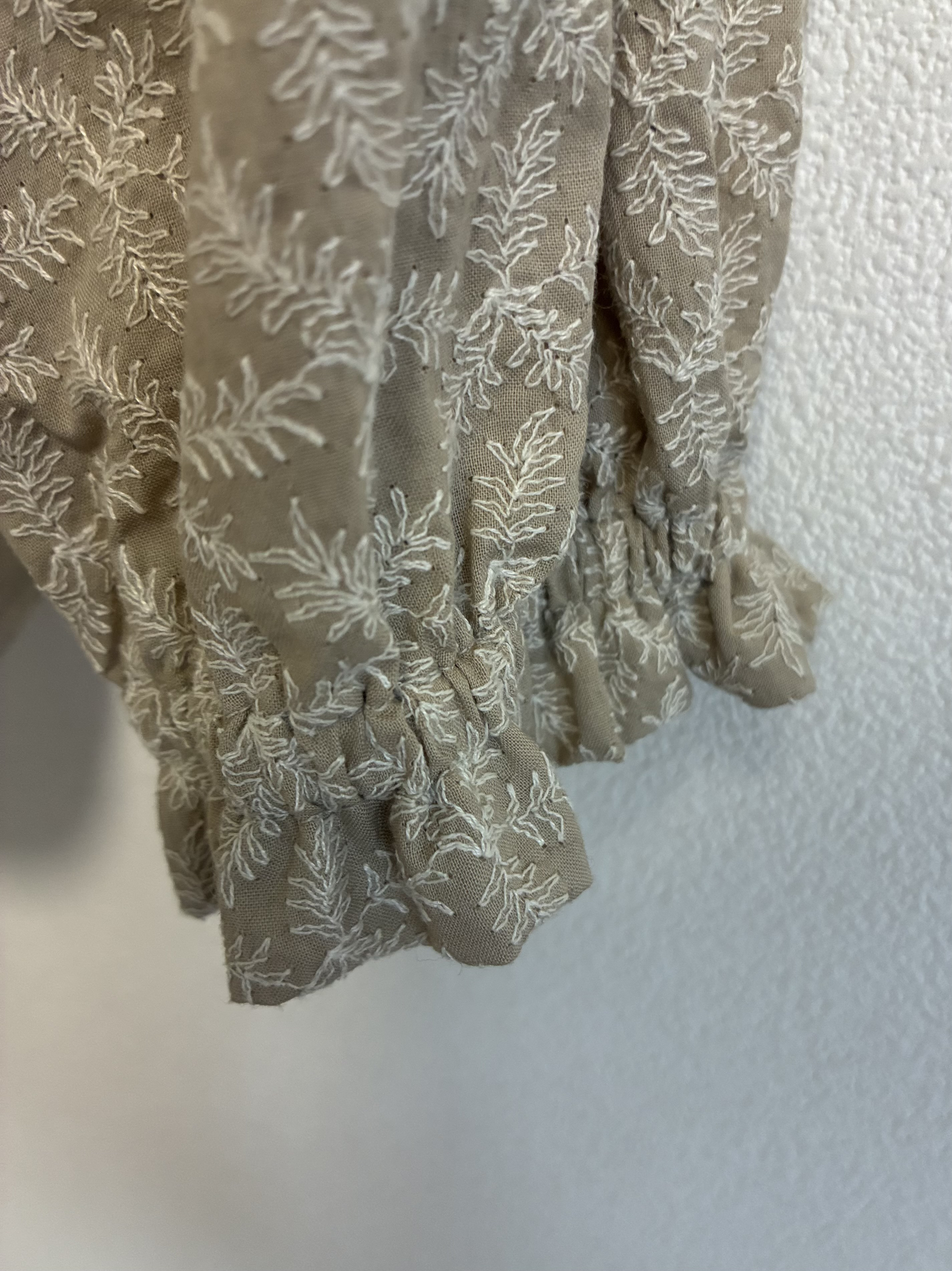 生成りリネン・刺繍コットン＊プルオーバー