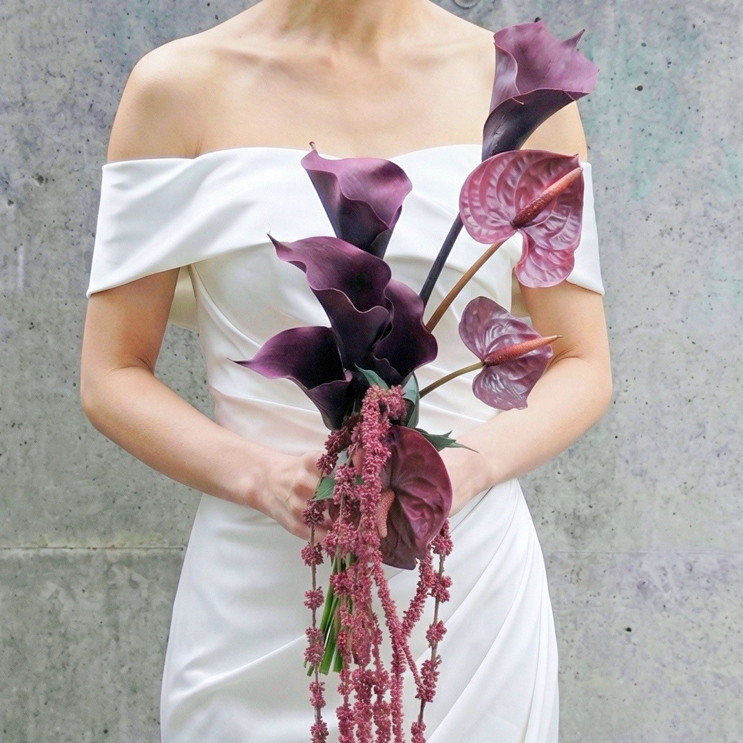【建築家デザイン】深紫×褐色アマランサスのモードなブーケ｜結婚式 前撮り 秋婚 造花 アーティフィシャルフラワー