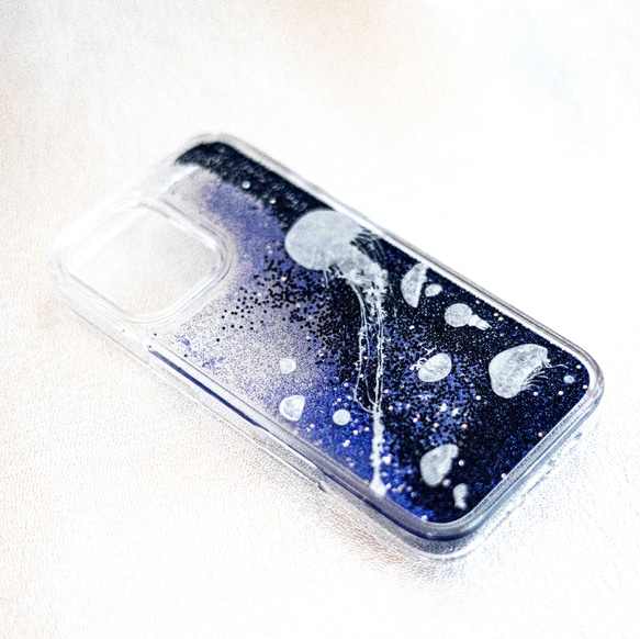 水母 (005) 閃光/灰色混合 iPhone 手機殼，適用於 iPhone 17+ 的智慧型手機殼，透明，閃亮 第3張的照片