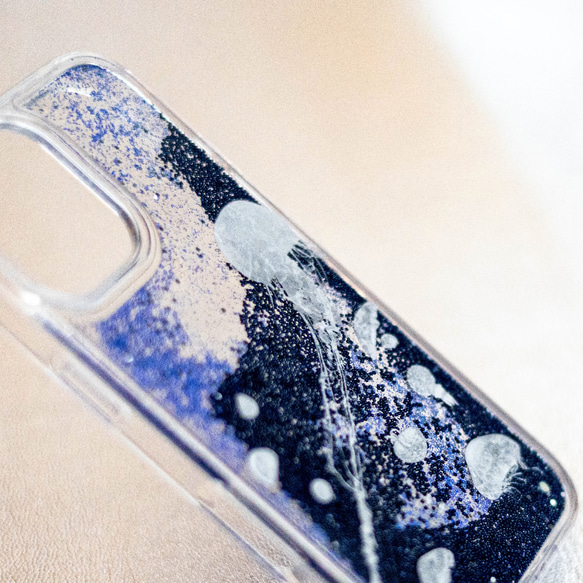 水母 (005) 閃光/灰色混合 iPhone 手機殼，適用於 iPhone 17+ 的智慧型手機殼，透明，閃亮 第7張的照片