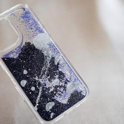 水母 (005) 閃光/灰色混合 iPhone 手機殼，適用於 iPhone 17+ 的智慧型手機殼，透明，閃亮 第5張的照片