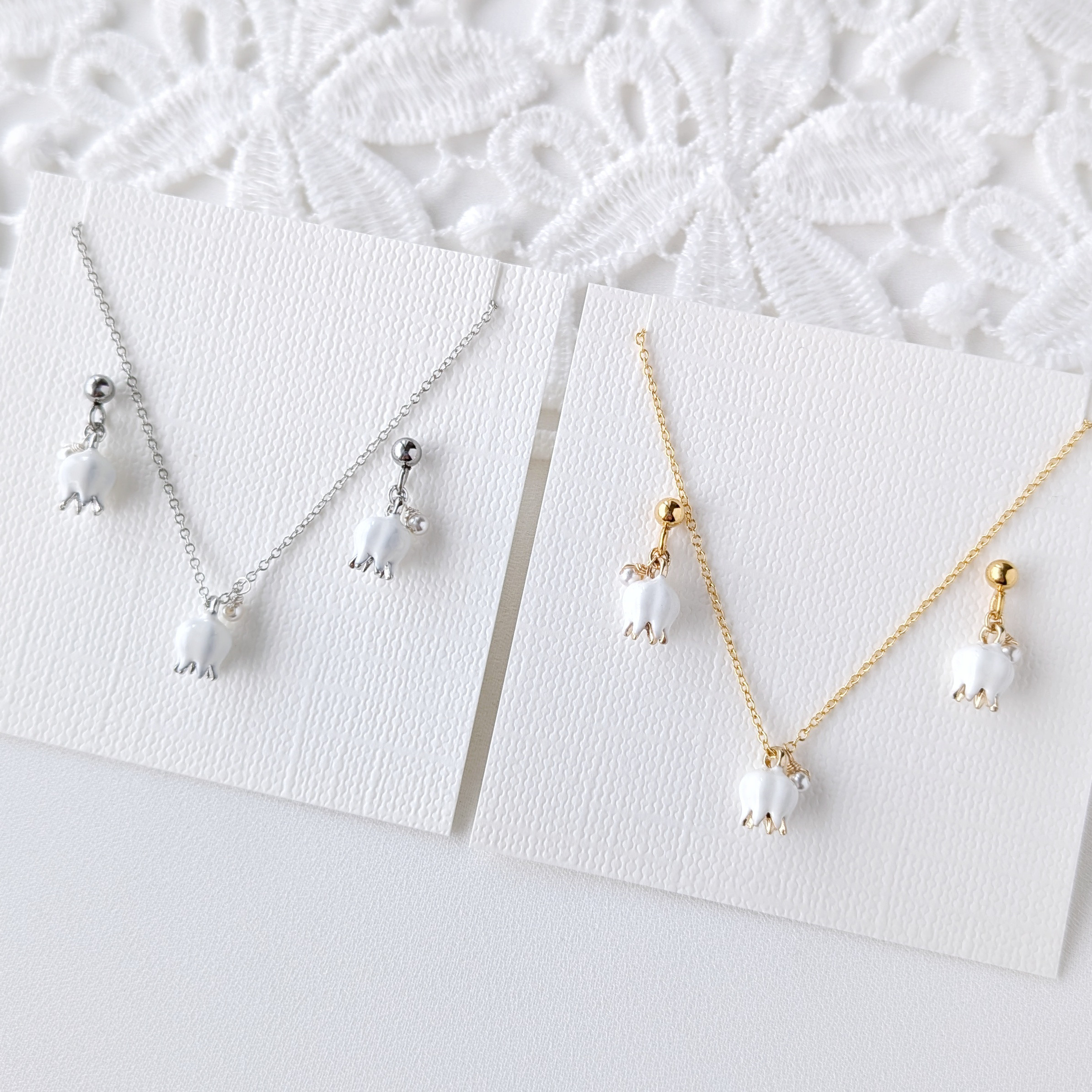 《選べるカラー》＊2点セット＊ 小さな鈴蘭とプチパールの1粒ピアス/イヤリング＆ネックレスセット