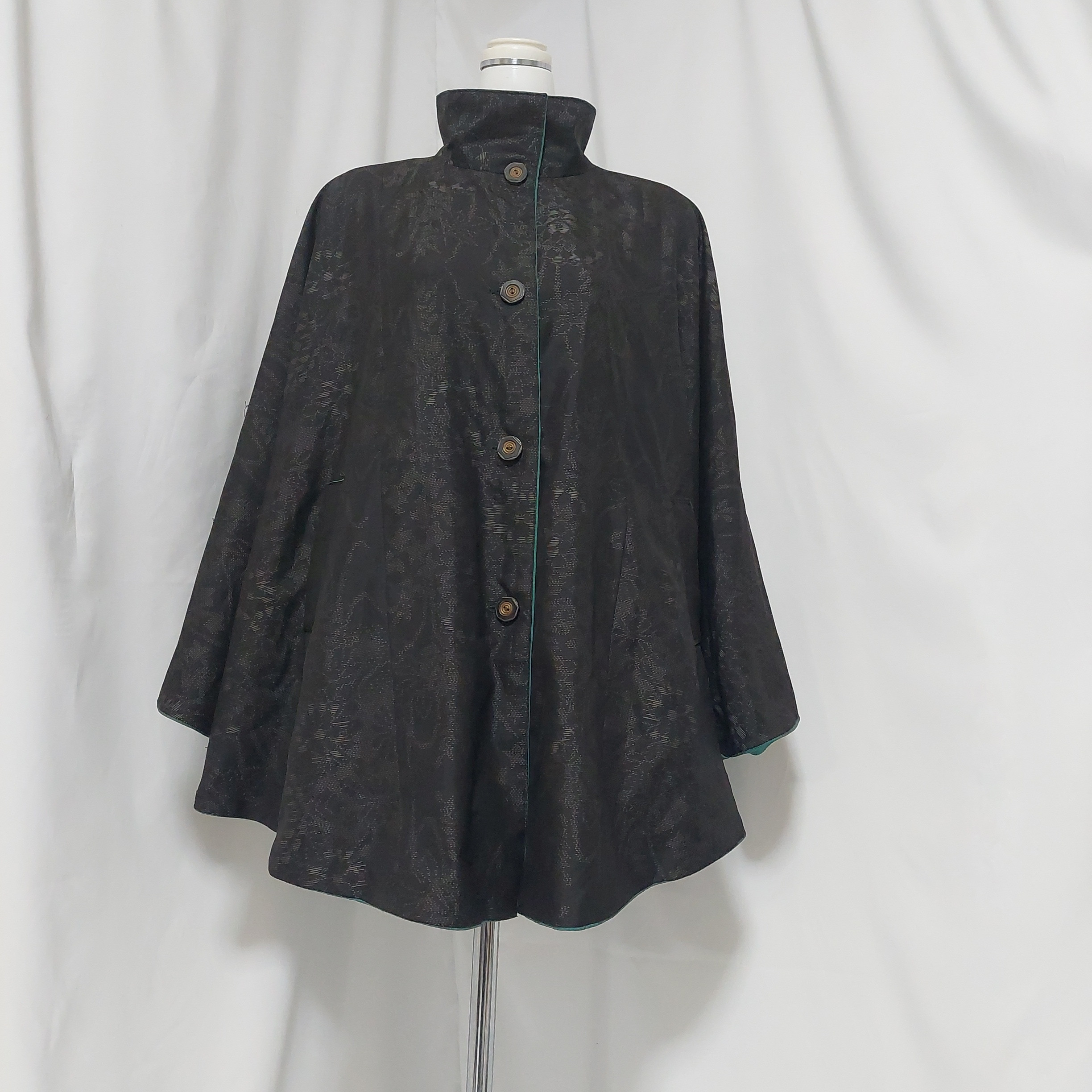 着物リメイク＊大島紬と色無地の着物からマントコート　リバーシブル