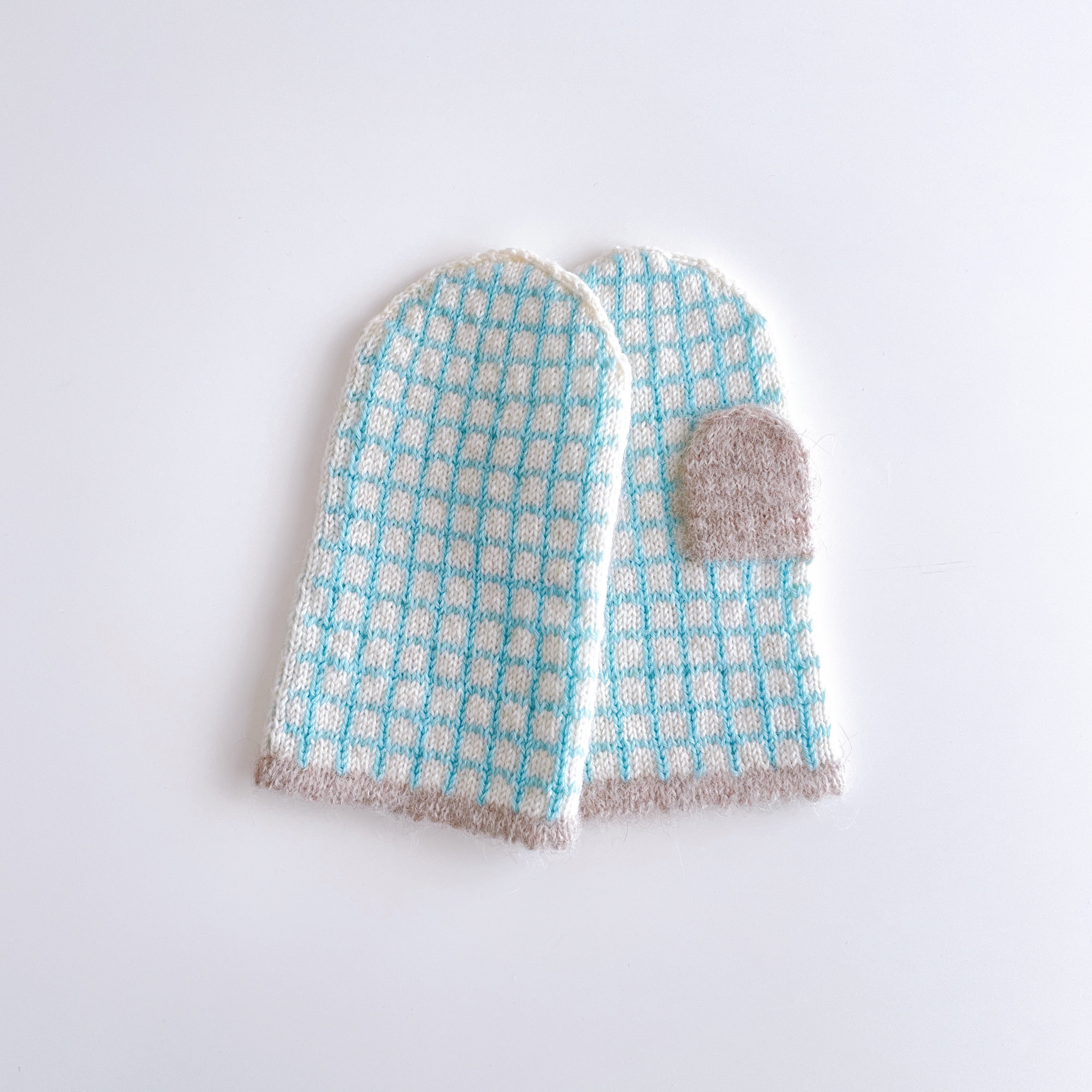 ふんわり柔らかチェックミトン: ミント×白