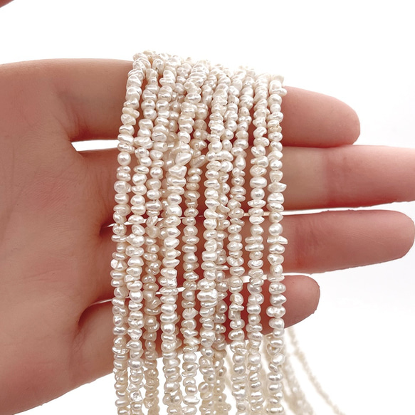 淡水パール 真珠 ケシ バロック フラット ボタン 2mm 3.5~4.5mm 極小粒 37~38cm tp0037 1枚目の画像
