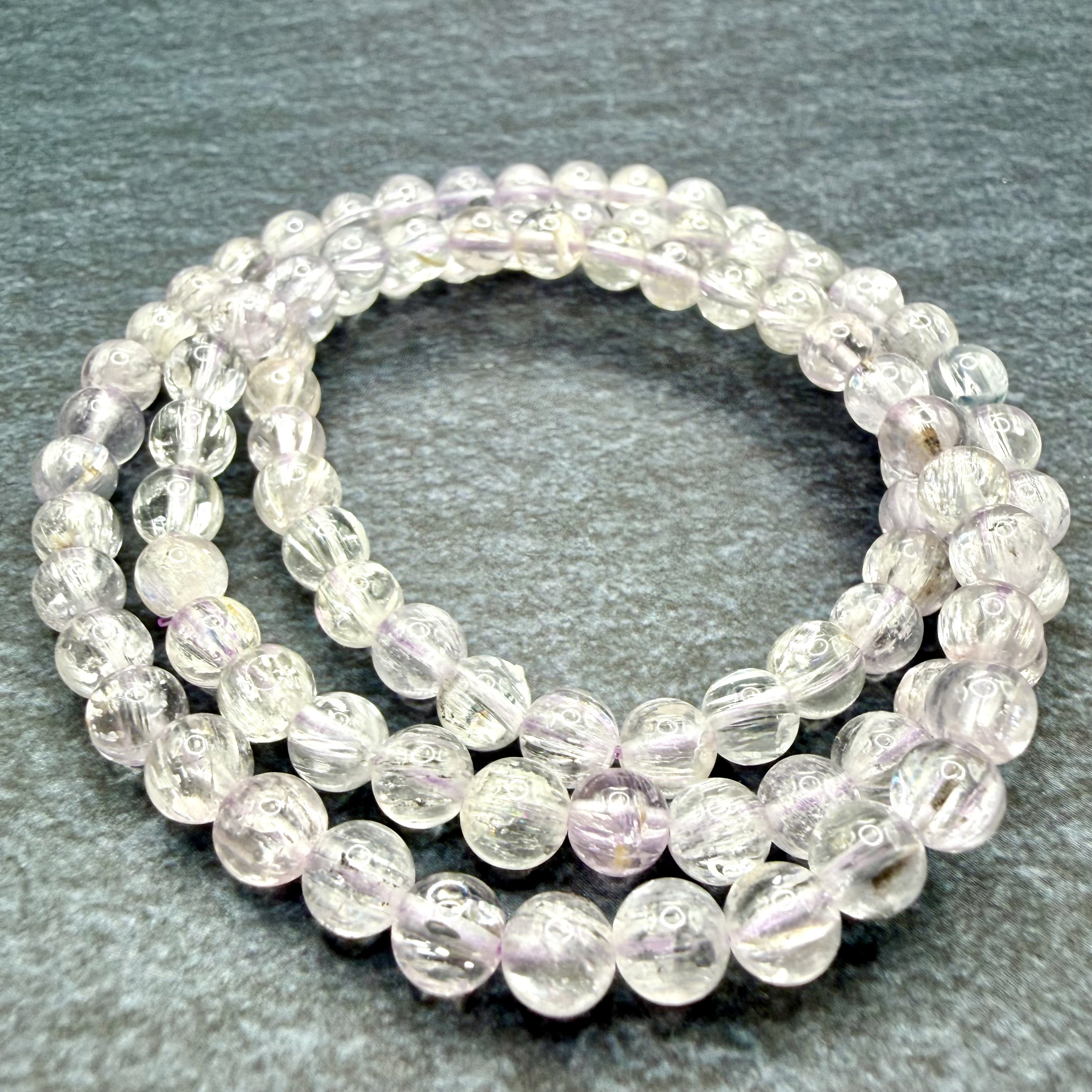 クンツァイト 3連ブレスレット 淡いライラックピンク 約5.6mm 天然石 小粒