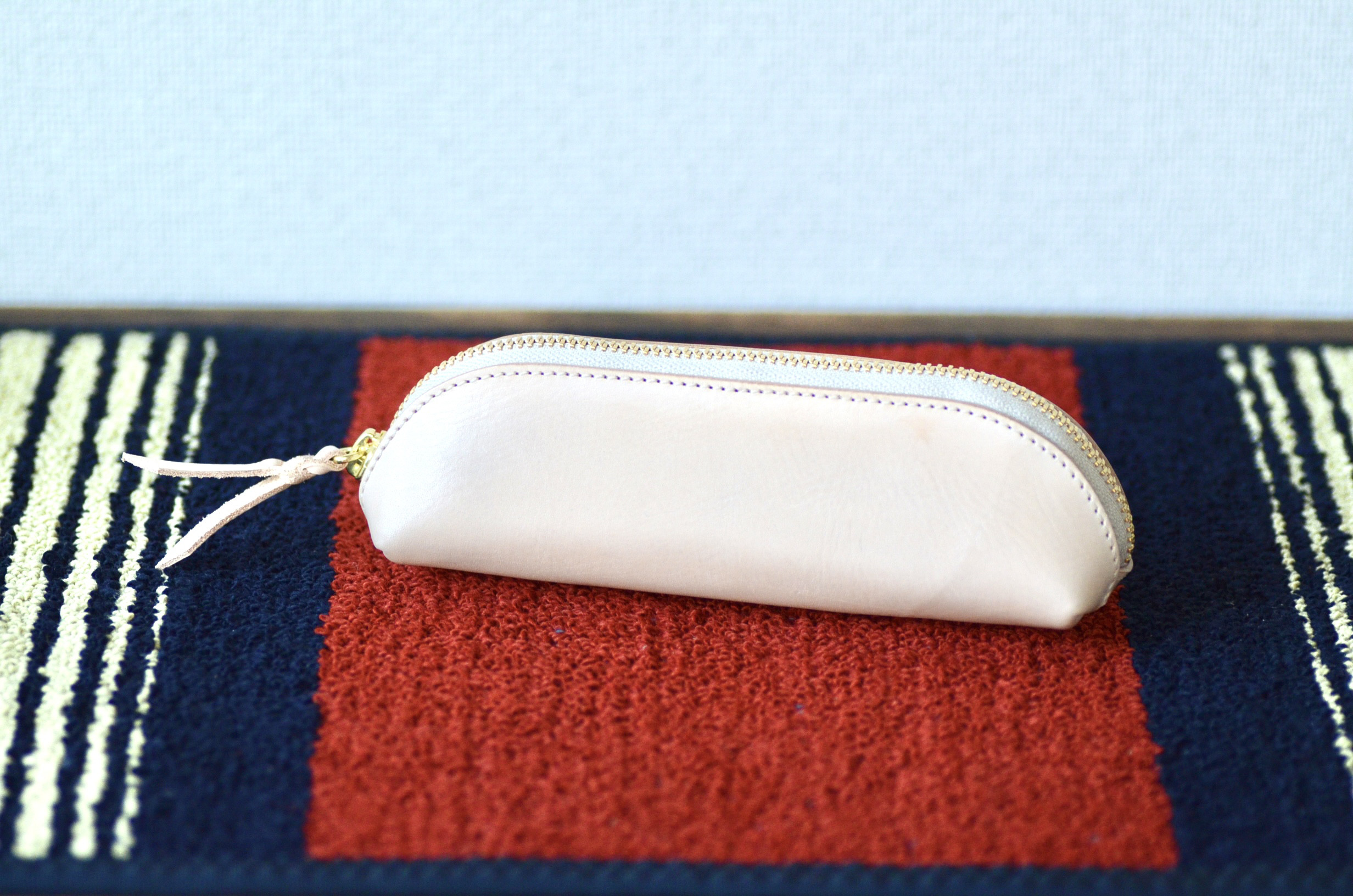 細筆箱　ヌメ革【レザーペンケース ナロー 】