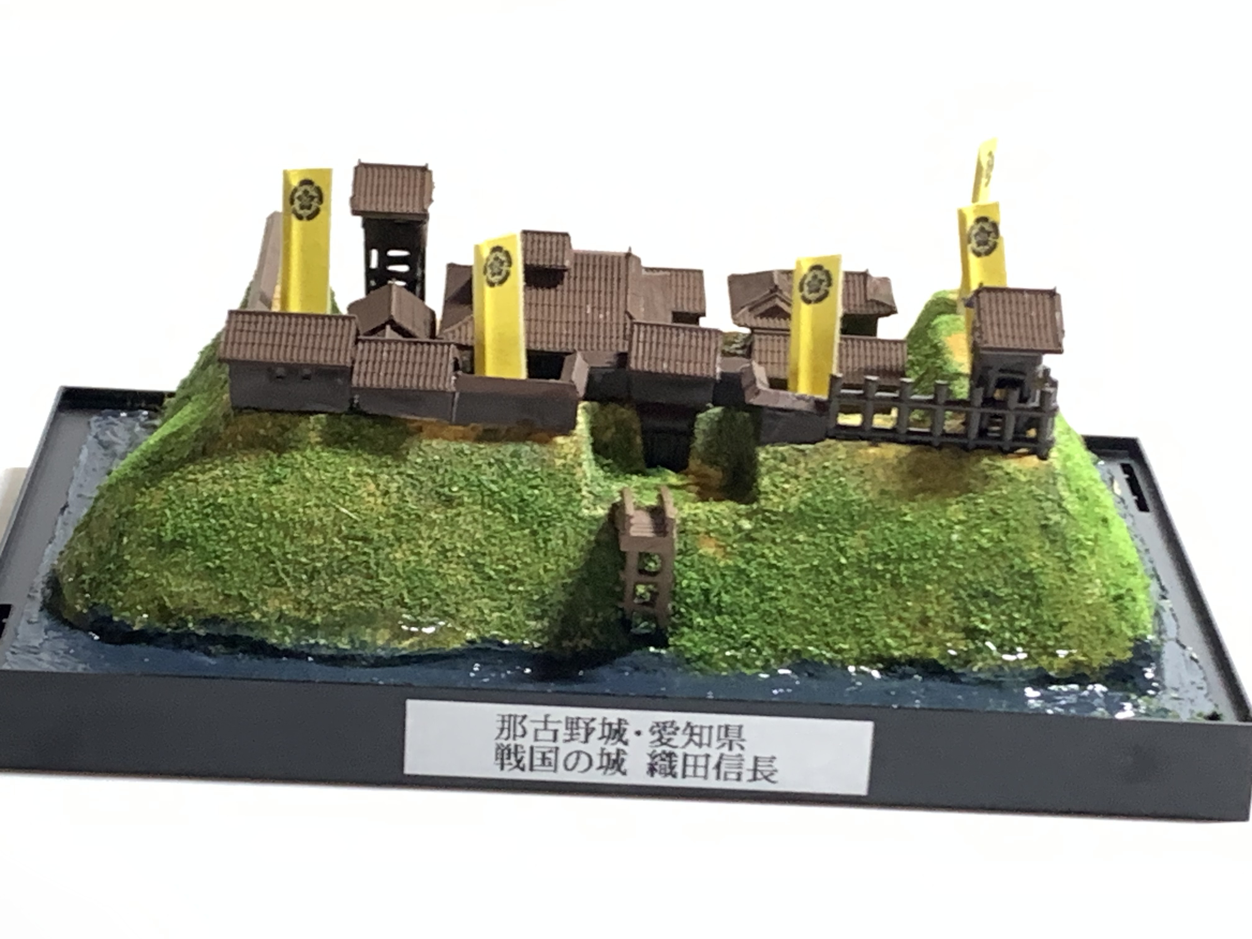 【完成品】那古野城・愛知県　お城　ミニジオラマ　手のひらサイズ 　城コレ　ケース付き　プラモデル