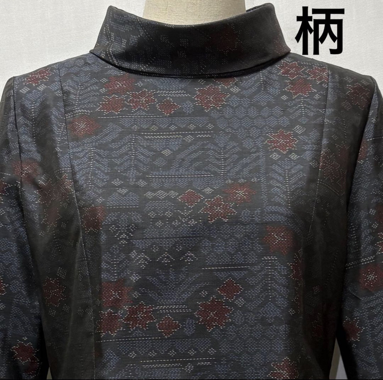 着物リメイク　大島紬花柄ロングワンピース　Aライン 細見せ　体型カバー　プリンセスライン　大人かわいい　ゆったり　シルク