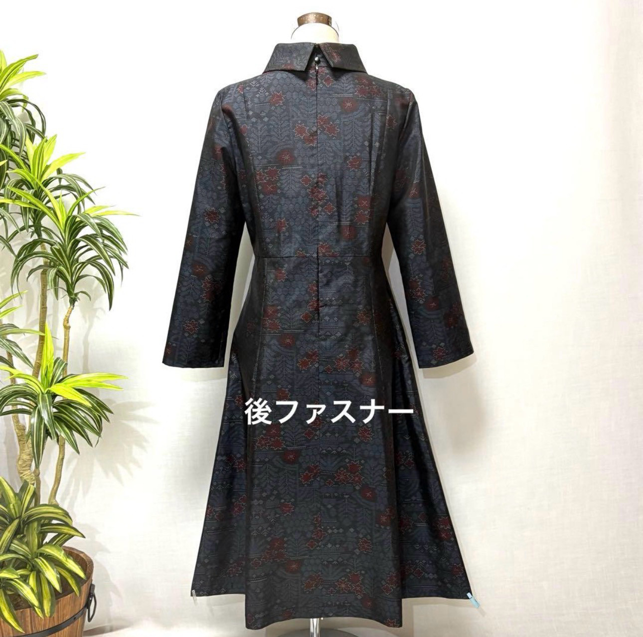 着物リメイク　大島紬花柄ロングワンピース　Aライン 細見せ　体型カバー　プリンセスライン　大人かわいい　ゆったり　シルク