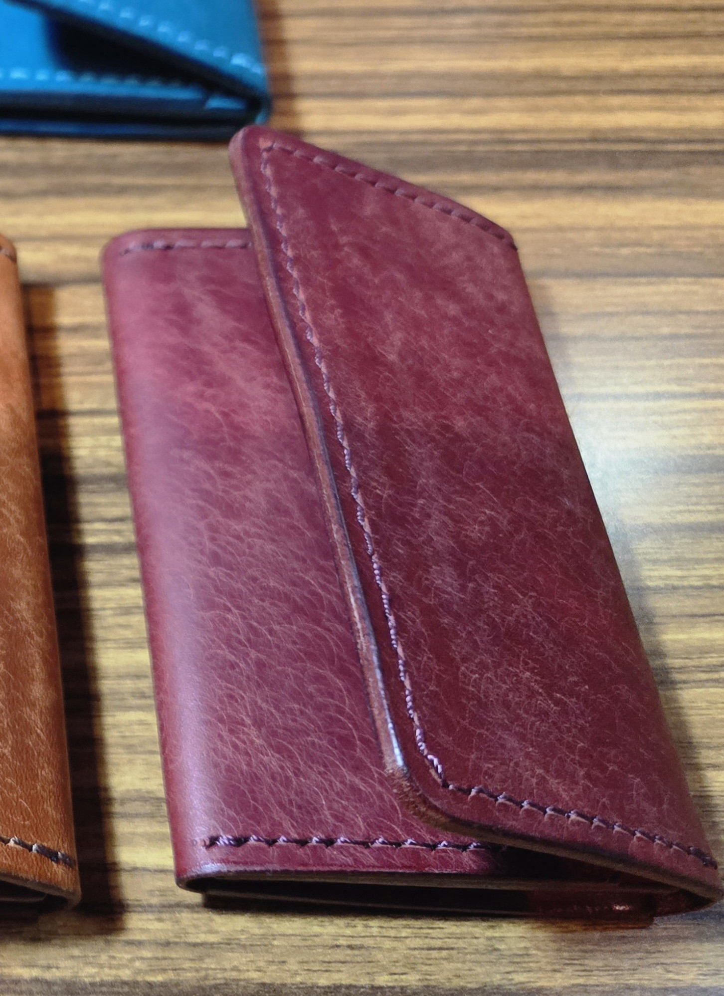 本革 名刺入れ バーガンディ カードケース メンズ レディース イタリアンレザー 総手縫い ビジネス プレゼント