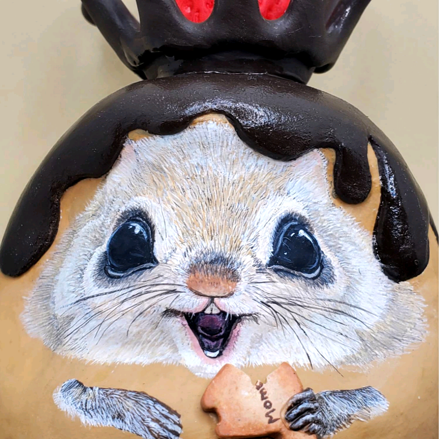 チョコクラウンのモモンガ おいしい笑顔のスイーツ張り子だるま