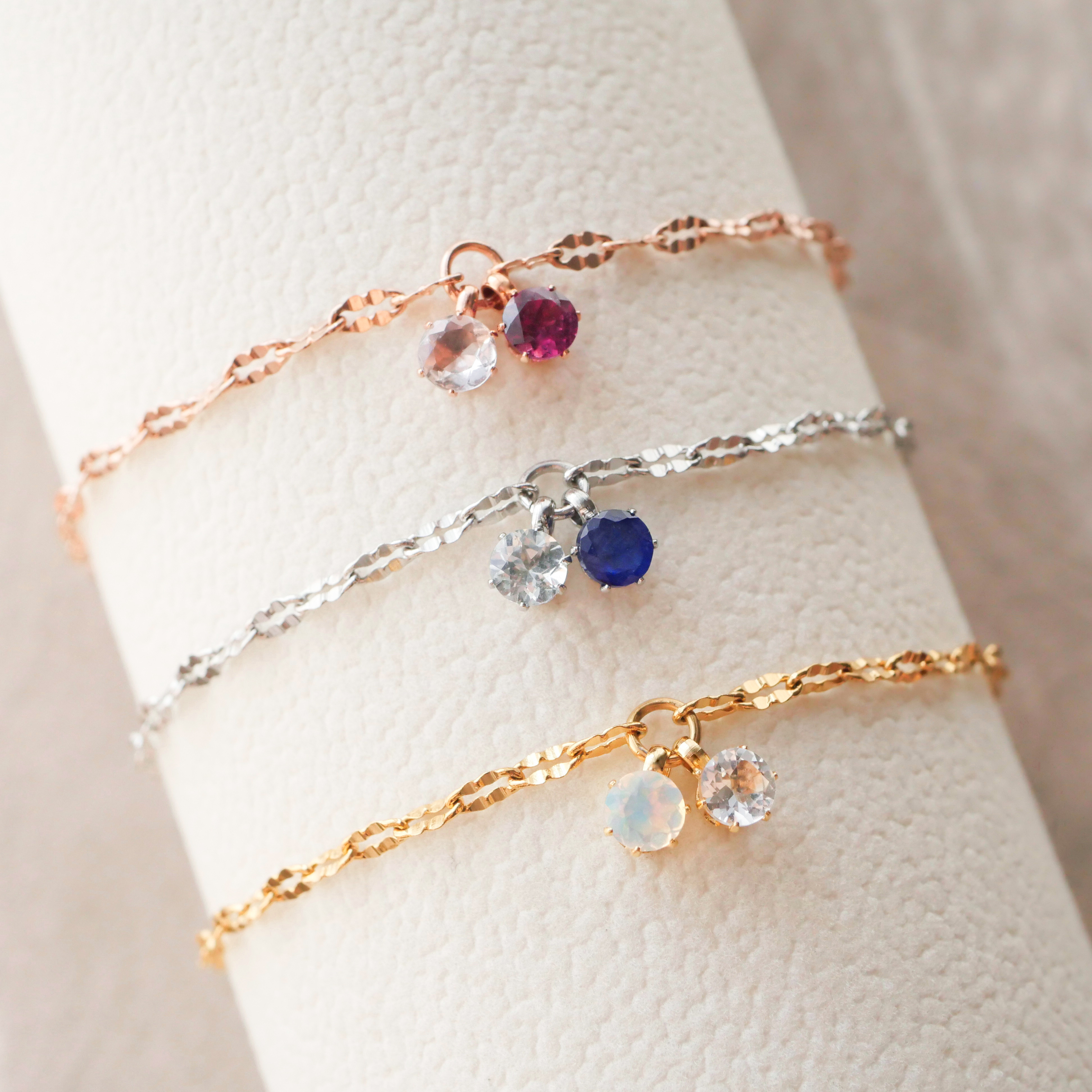 選べる二粒の誕生石ブレスレット　天然石　ゴールド　シルバー　ピンクゴールド　サージカルステンレス　金属アレルギー対応 4,930円