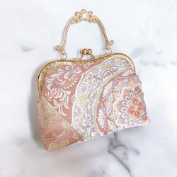 1点物本真珠加工帯！アンティーク口金♡格の高い濃密刺繍の最高級西陣帯地！人気の金通しモーブピンク系高級フォーマルバッグ 2枚目の画像