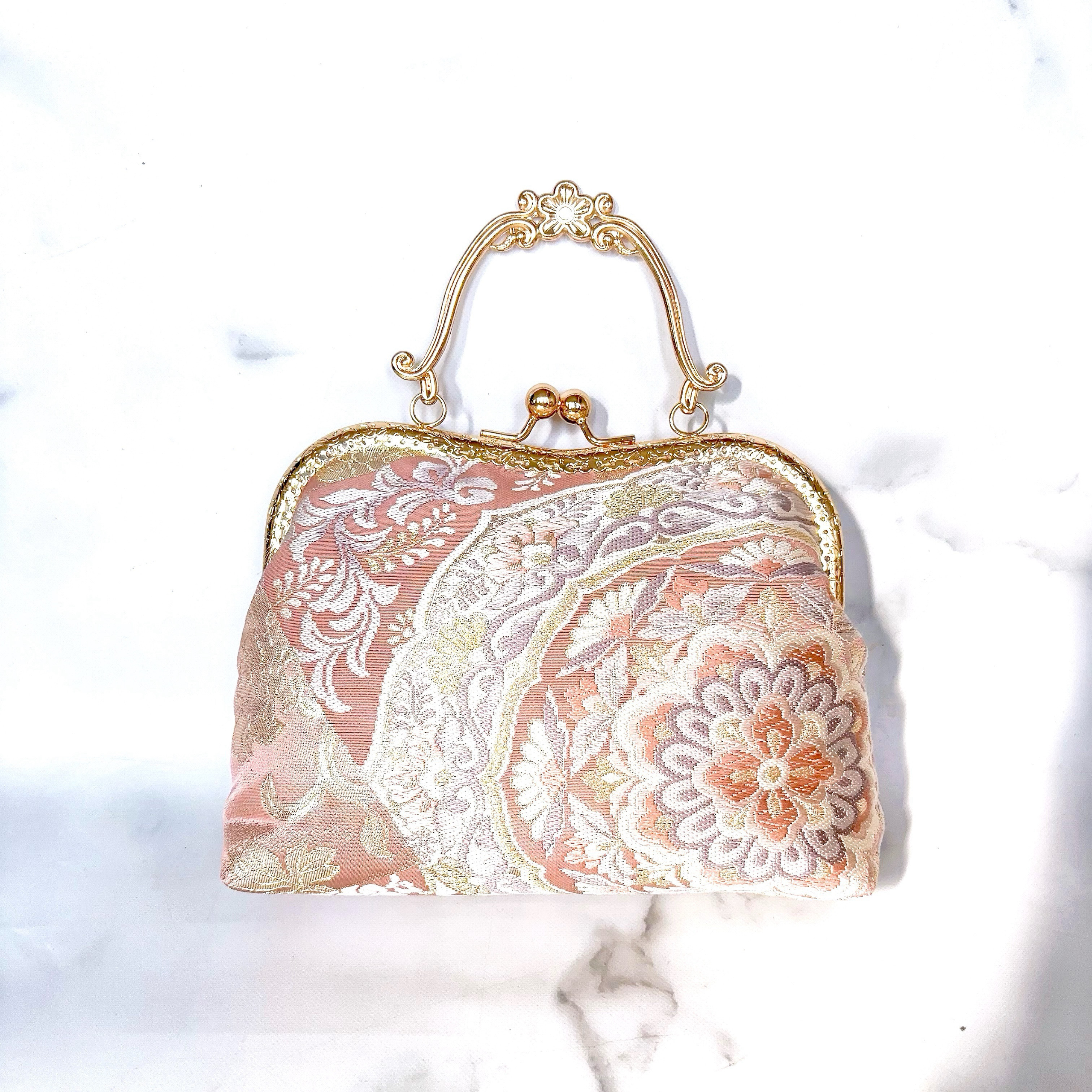 1点物本真珠加工帯！アンティーク口金♡格の高い濃密刺繍の最高級西陣帯地！人気の金通しモーブピンク系高級フォーマルバッグ