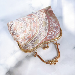 1点物本真珠加工帯！アンティーク口金♡格の高い濃密刺繍の最高級西陣帯地！人気の金通しモーブピンク系高級フォーマルバッグ 5枚目の画像