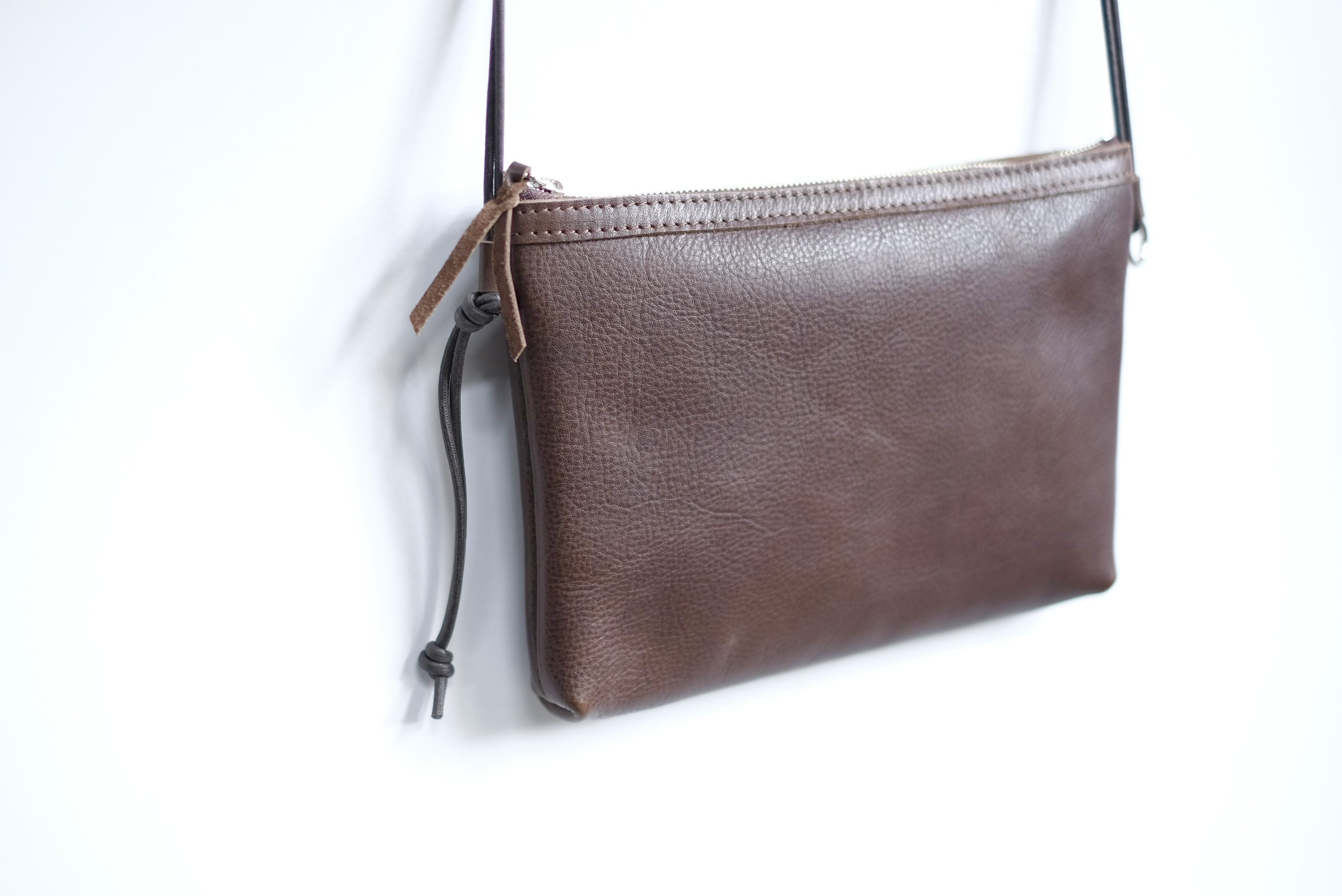 ＜期間限定SALE＞【leather sacoche 】sizeM レザーサコッシュ ミニショルダーバッグ　ブラウン