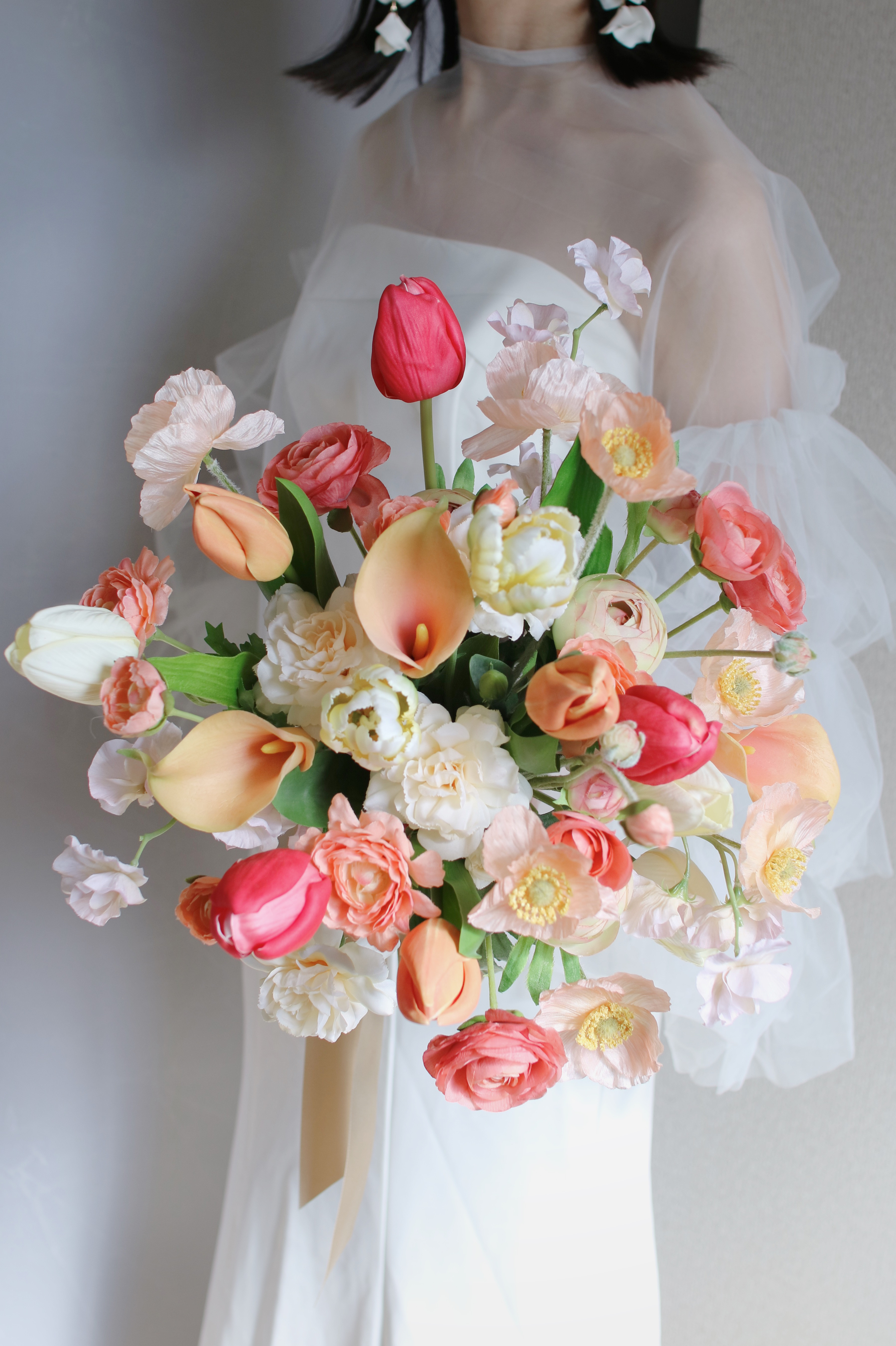 春のお花がたっぷり チューリップ ウェディングブーケ｜春婚・ホテル婚・前撮り｜プロポーズ 花束にも｜高品質造花