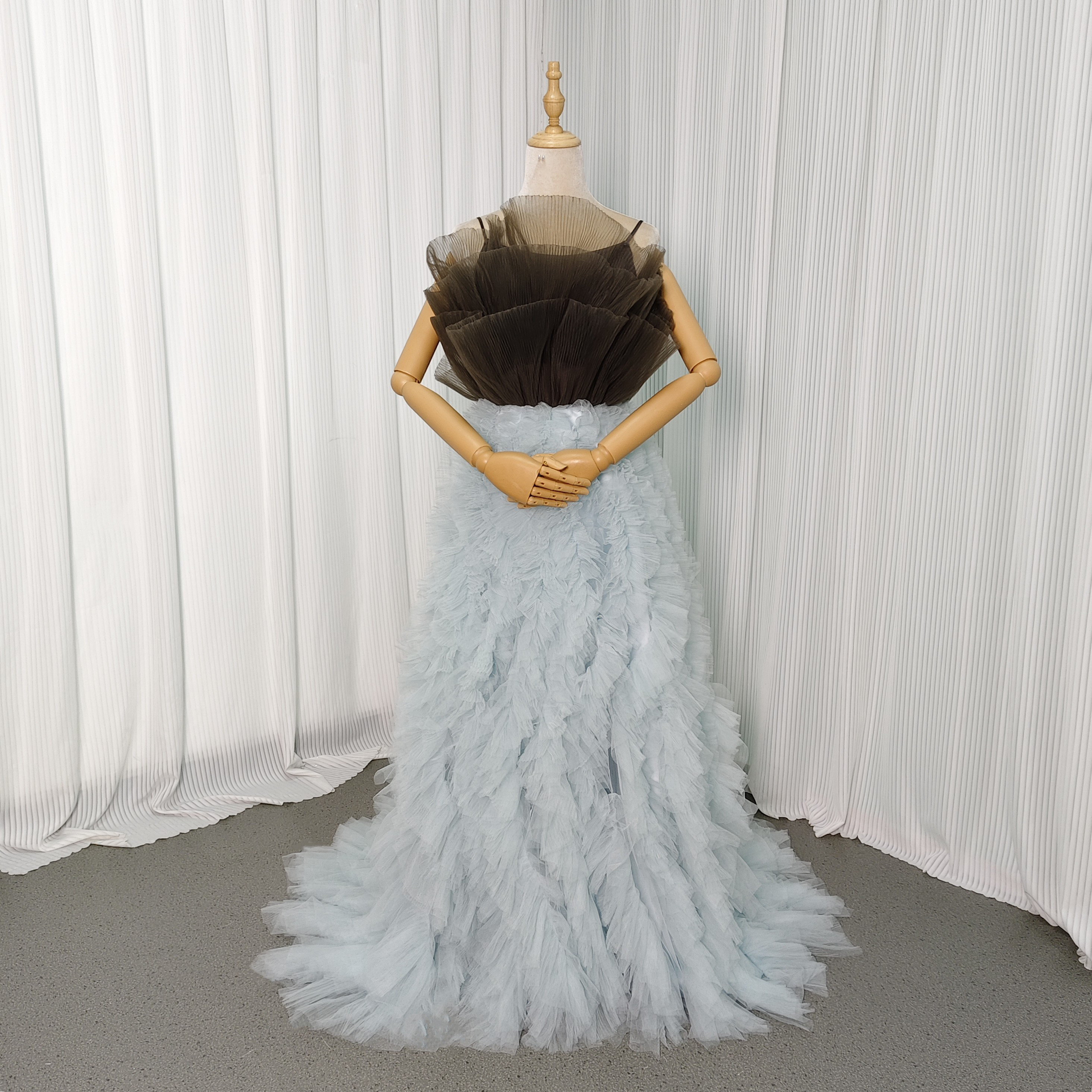 送料無料！カラードレス キャミソール 編み上げ ラッフルフリル もこもこドレス ブルー コーヒー色 前撮り 二次会