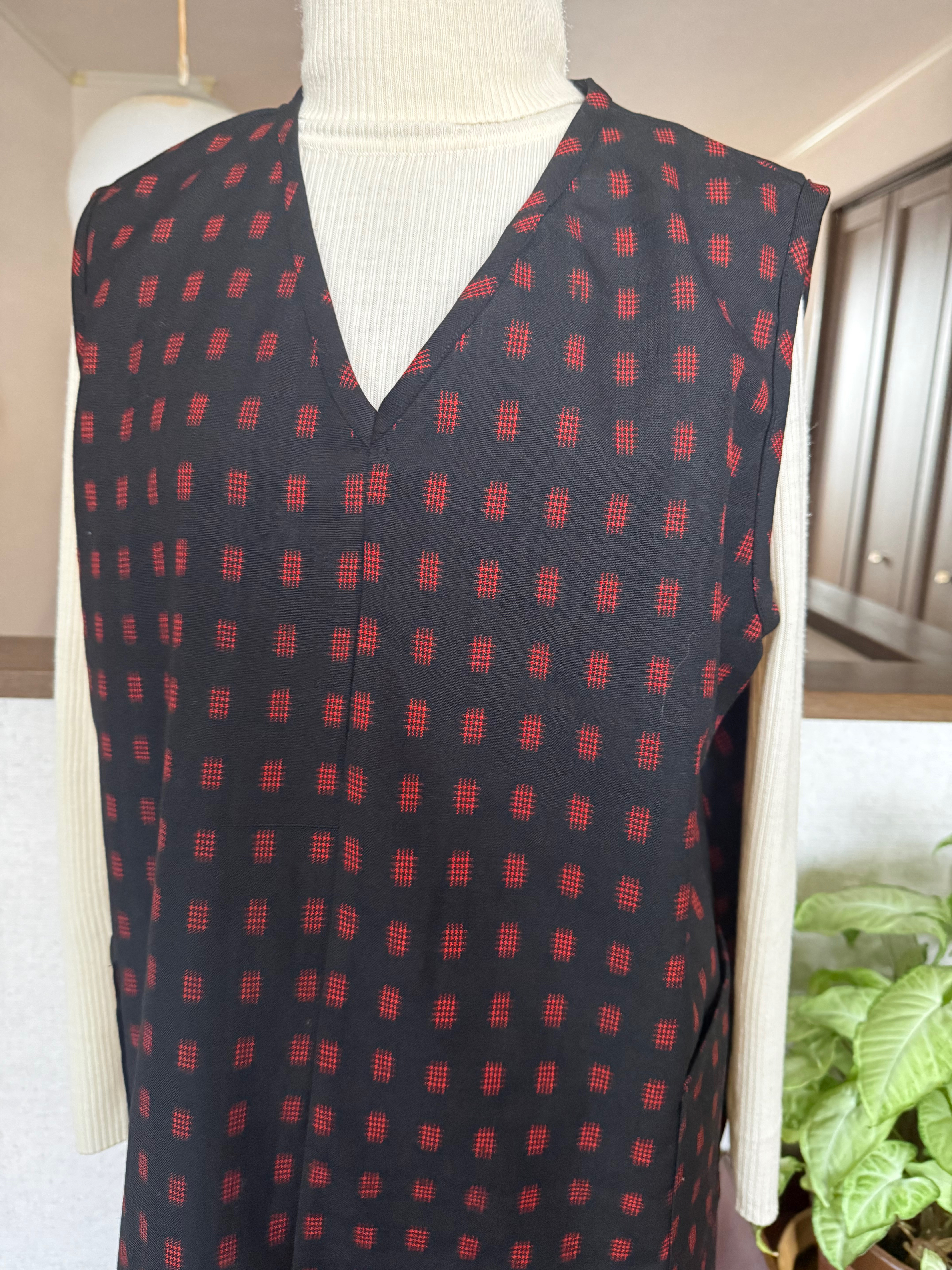 【着物リメイク】上質ウール　着物ワンピース　細見え効果　ウール　シャンスカ　V開