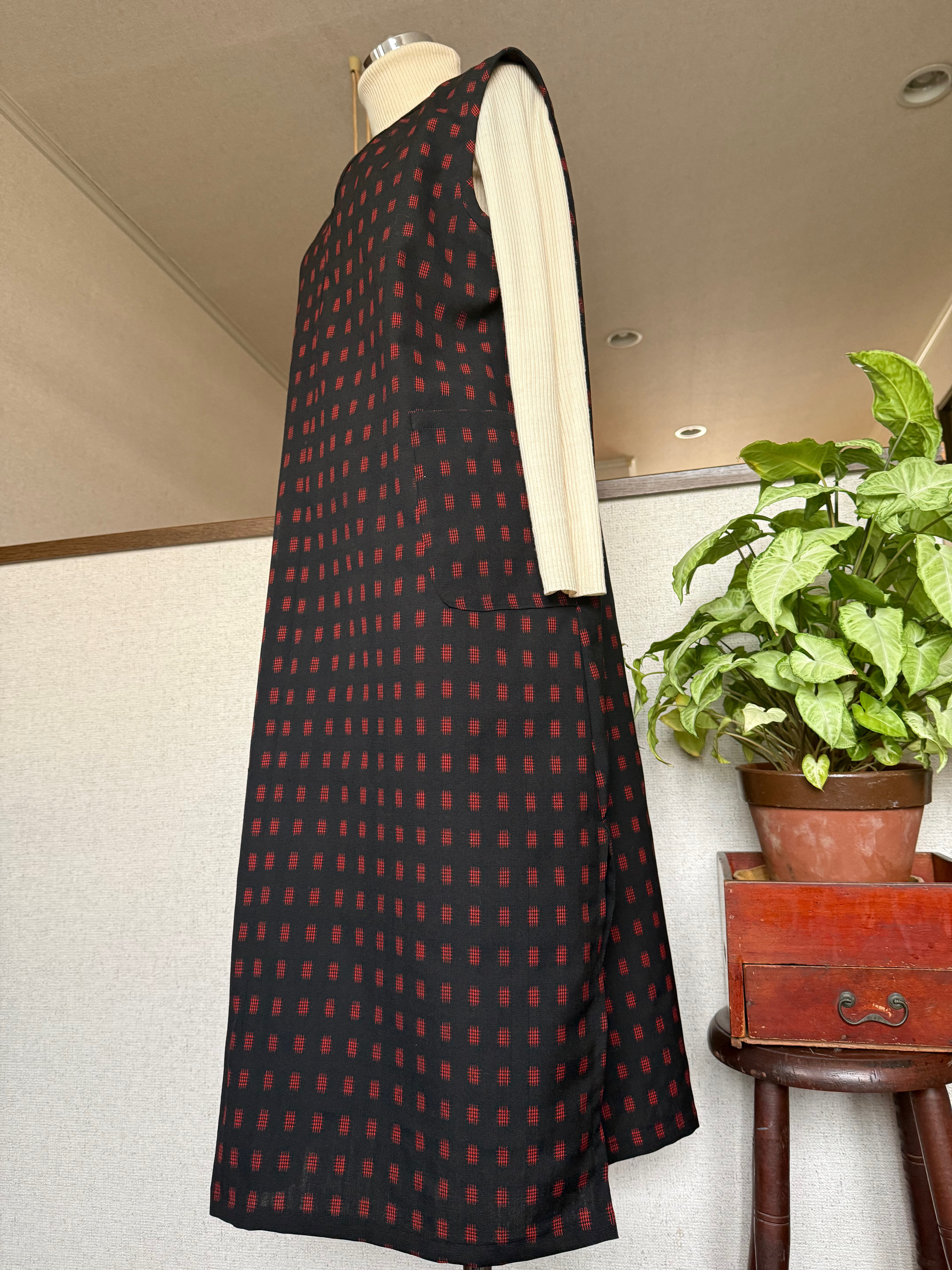 【着物リメイク】上質ウール　着物ワンピース　細見え効果　ウール　シャンスカ　V開