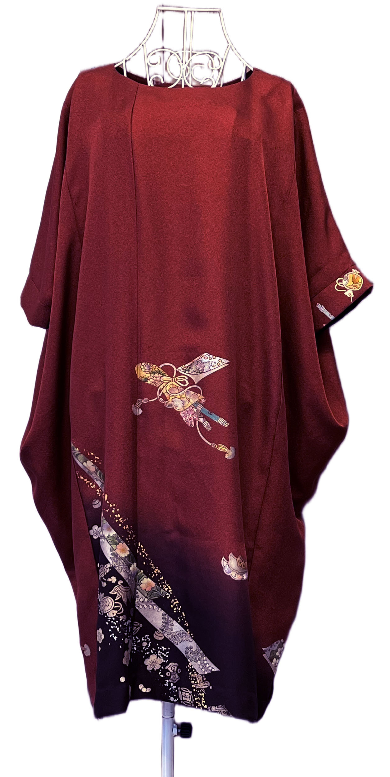 シックな大人のワインレッド・訪問着モモンガワンピース