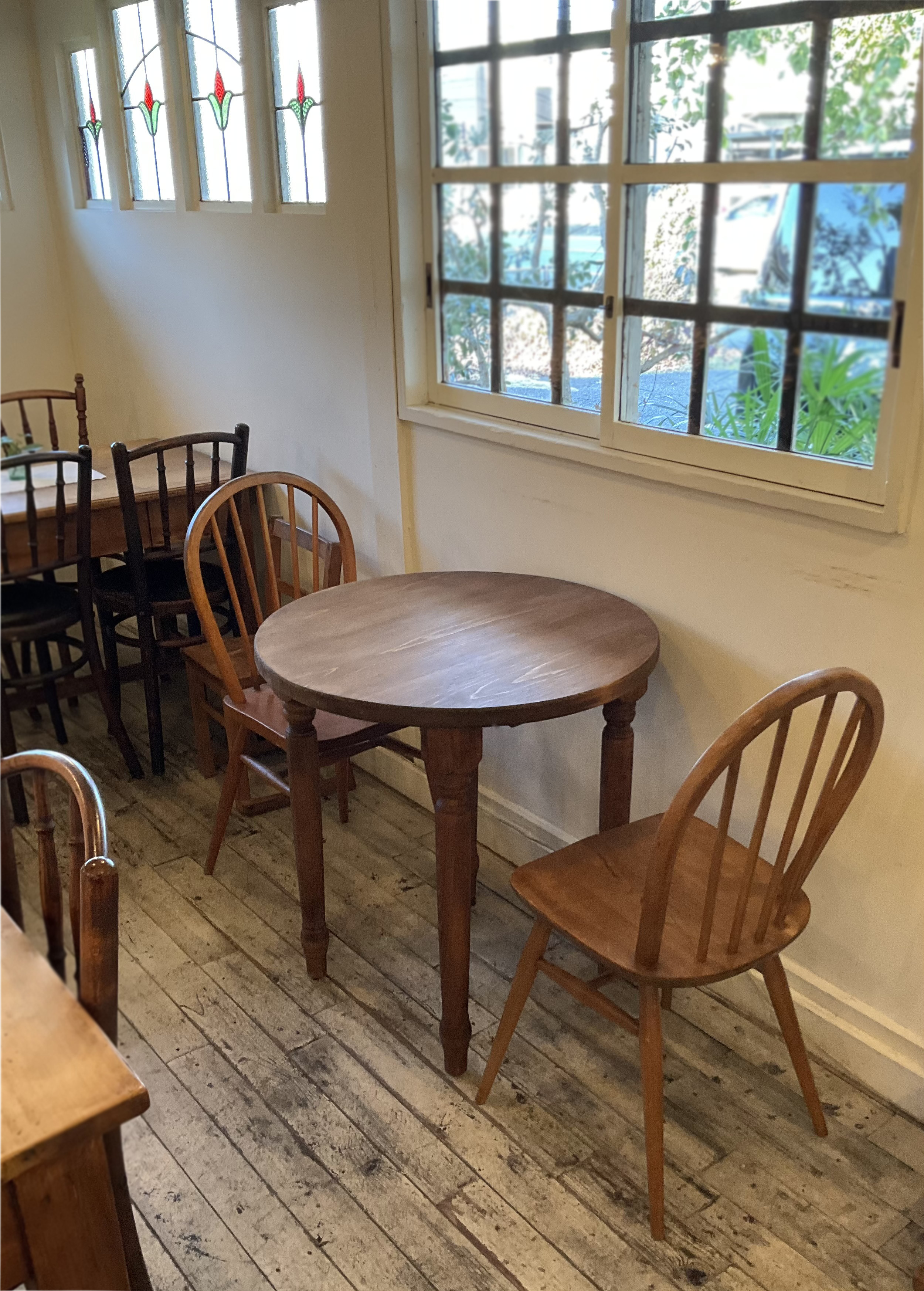 新作　丸テーブル　w600　ろくろ足ヒノキ天板　　#ネイルデスク　#ネイルテーブル