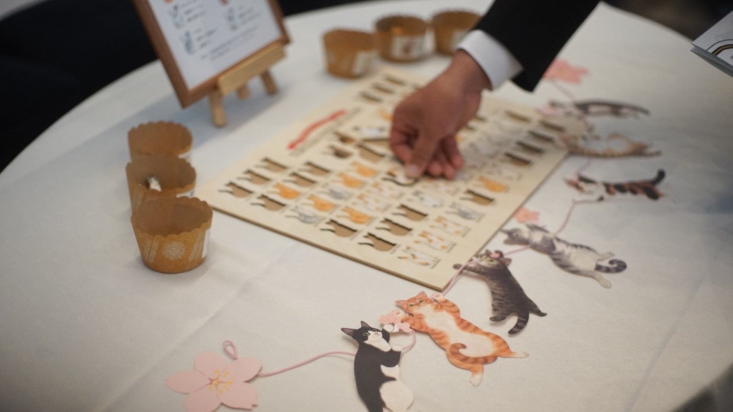 結婚証明書ー誓い@猫の集会｜ 猫好き専用｜ ゲスト参加型ウェルカムボード｜【送料無料】人前式におすすめ！猫のチップ