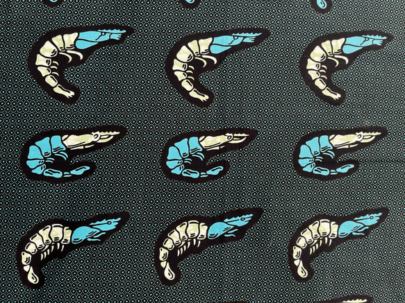 現品1ヤードのみ アフリカ プリント生地 エビ柄 コットン 3枚目の画像