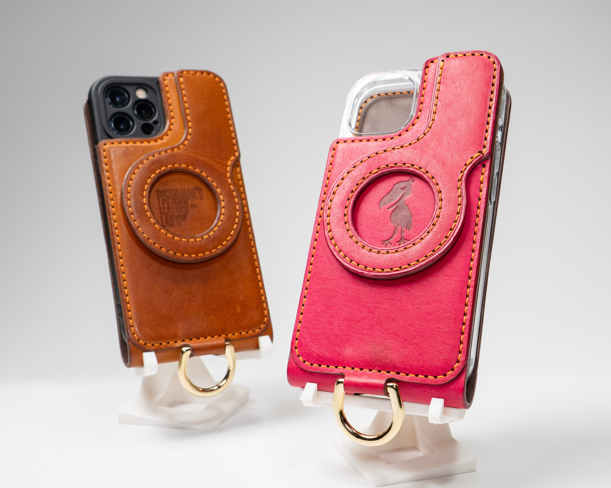 イタリアンレザー　縦開き式スマホカバー／Vertical Flip Phone Cover“GAL"