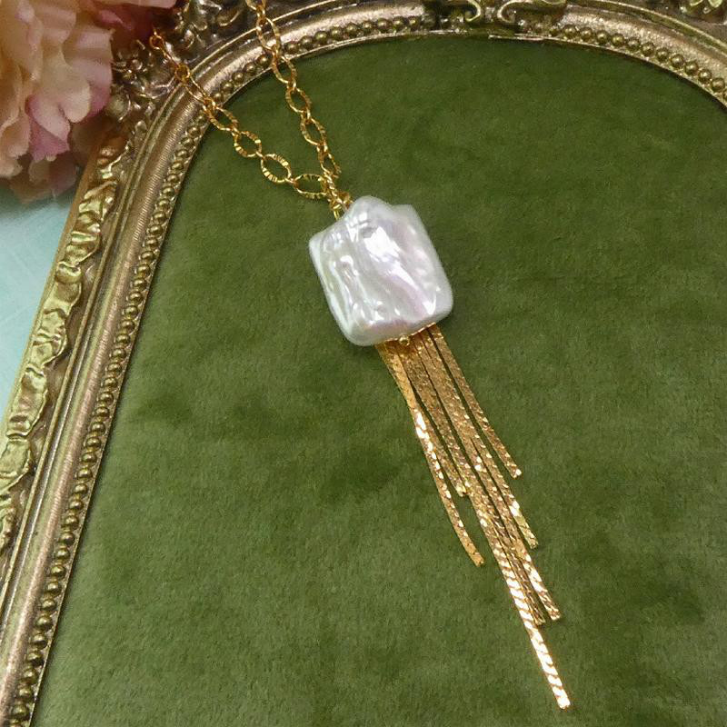 淡水パールペンダント「SquAre＋GliTter」　長方形パール　キラキラ　エレガント　淡水パールペンダント　k18メ