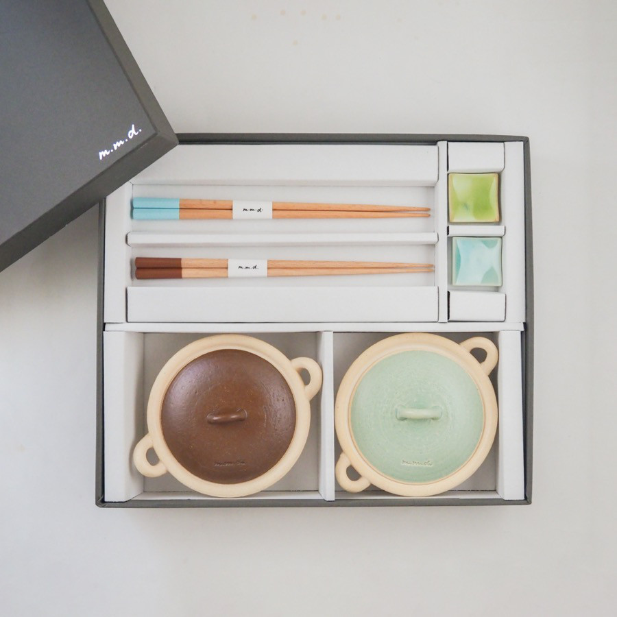 - 素敵な朝食セット -（ギフトボックス付き）/目玉焼き鍋/六角形の箸/箸置き/瀬戸焼