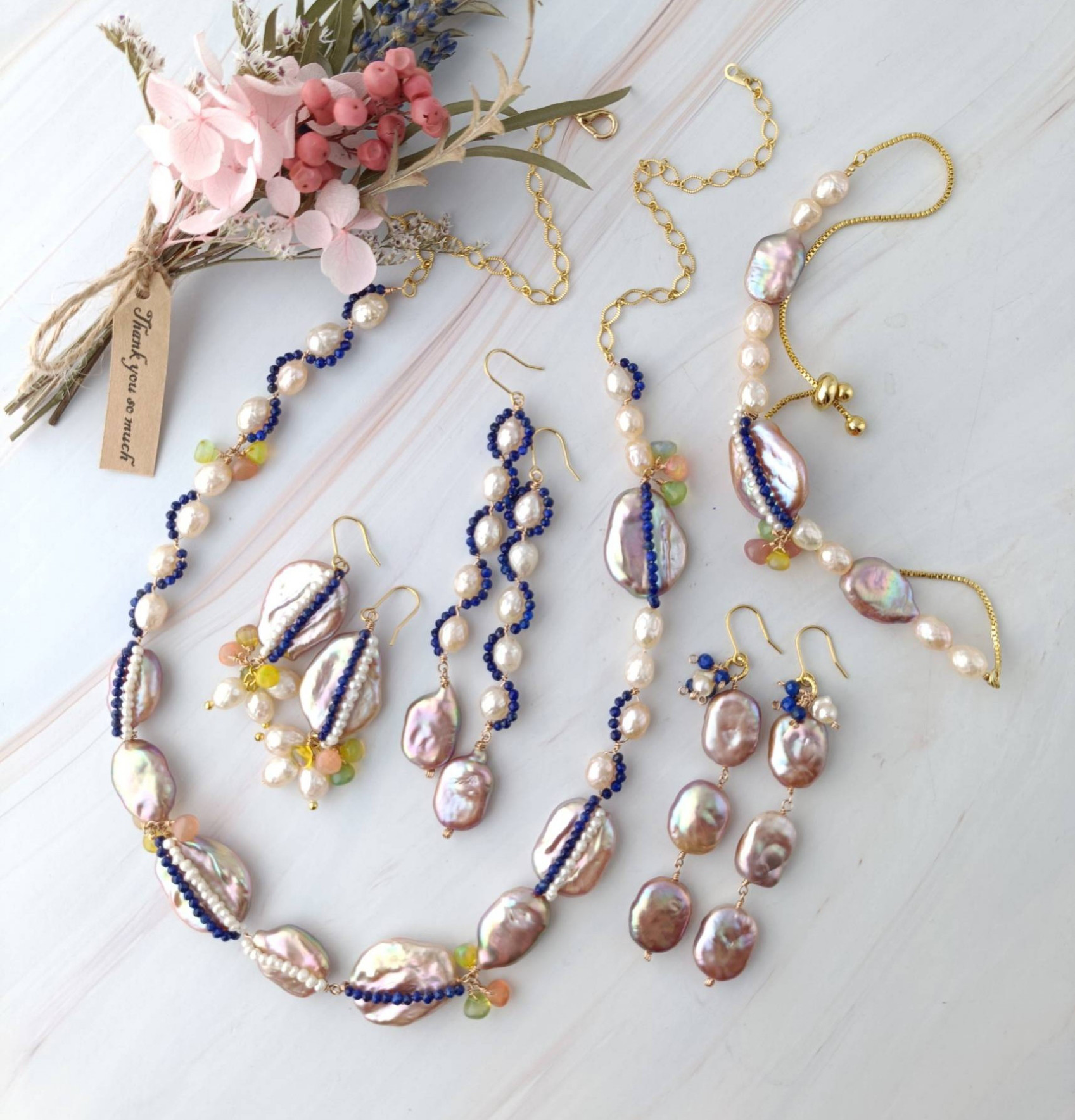 【1点限定】６月誕生石　カービングパール　マルチカラーオパール　ブレスレット