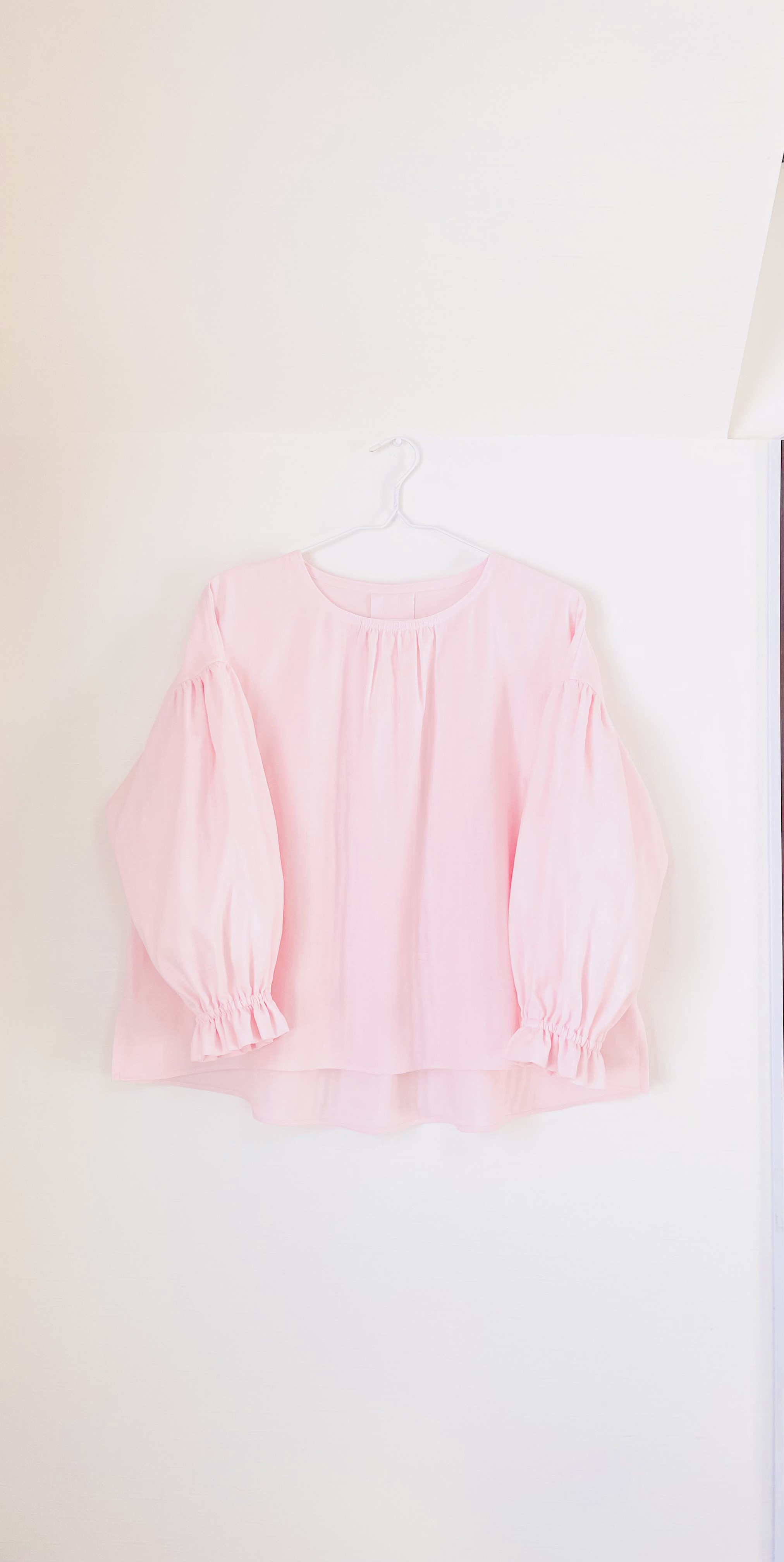 『桜2026』Wガーゼふんわりギャザー袖春桜ブラウスペールピンク