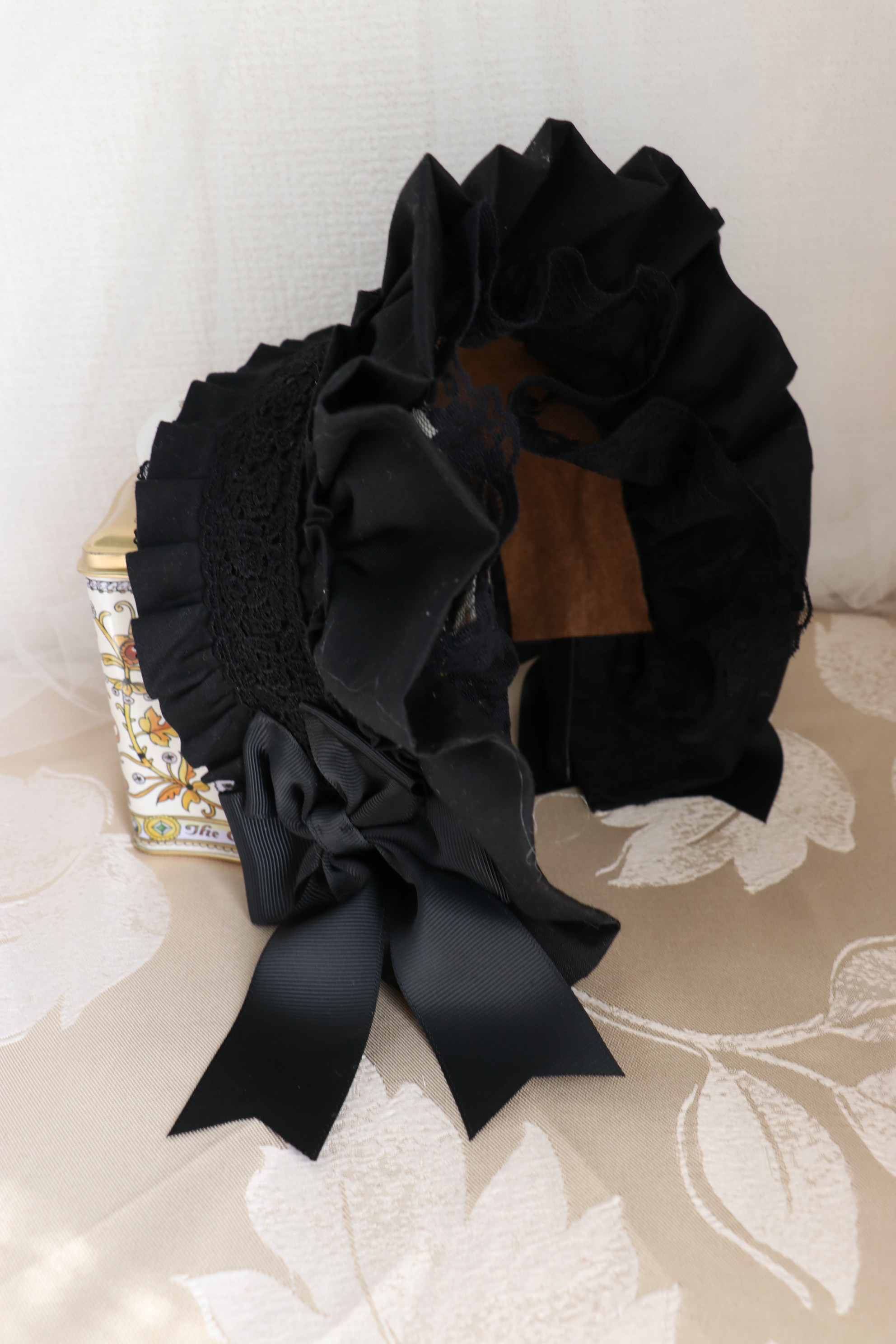 ボンネ風カチューシャ