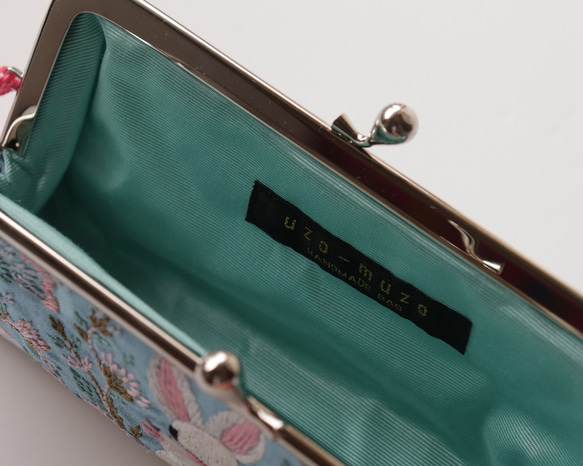 印度絲帶刺繡和牛皮眼鏡盒兼筆盒，兔子圖案，天藍色 第4張的照片