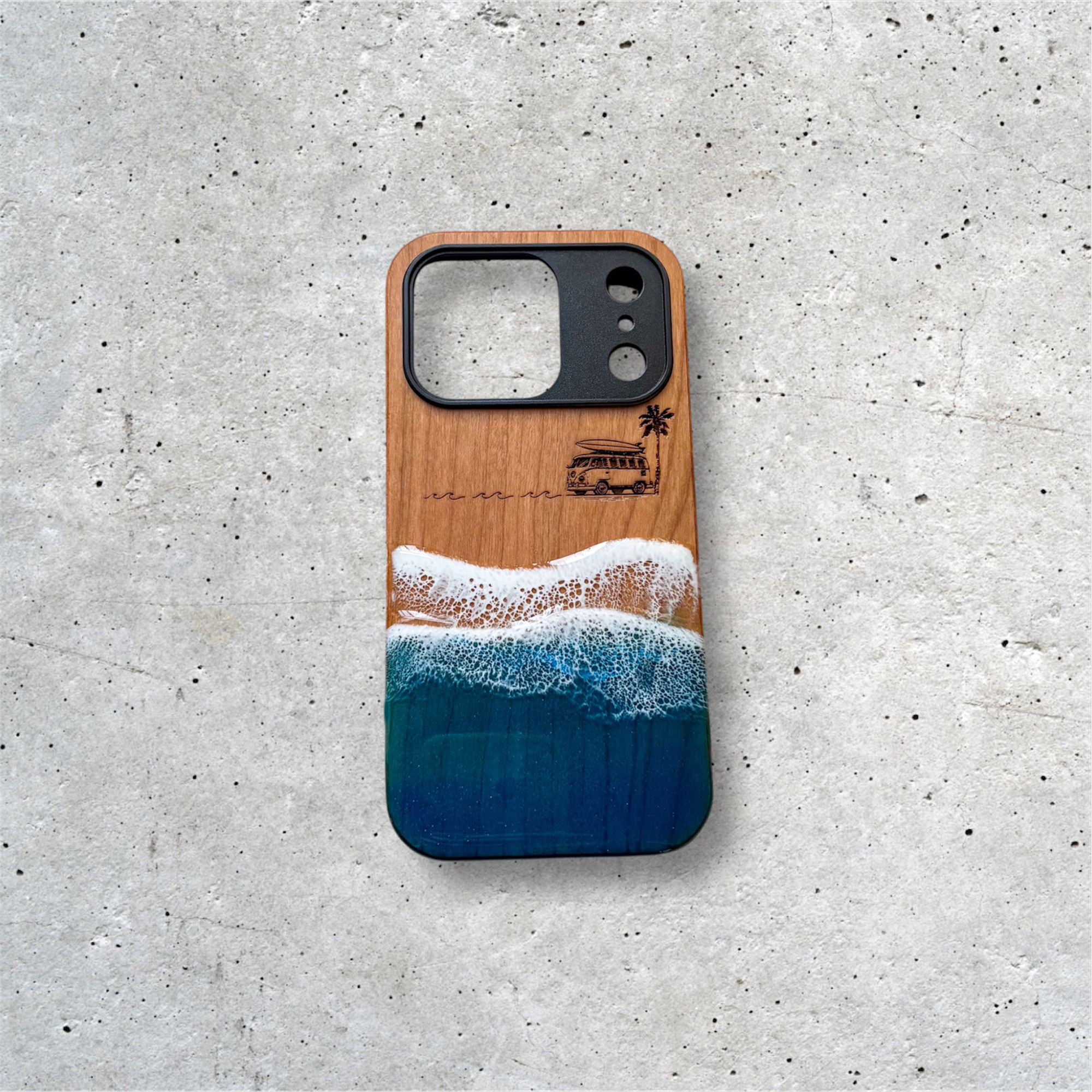 iPhone17 Pro ケース オーシャンアート 海 レジン 彫刻入り ハンドメイド