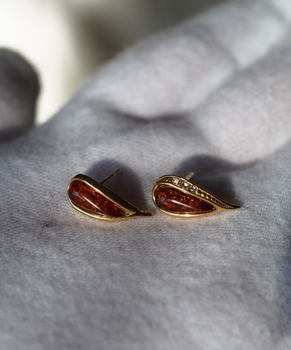 バルト海天然アンバー　雫　S925K18GPピアス（選択）
