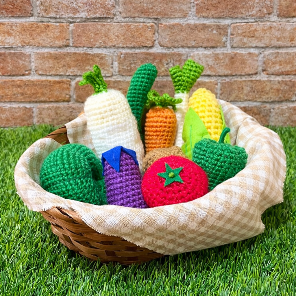 ＊まるごとお野菜あみぐるみセット＊　カゴ付き