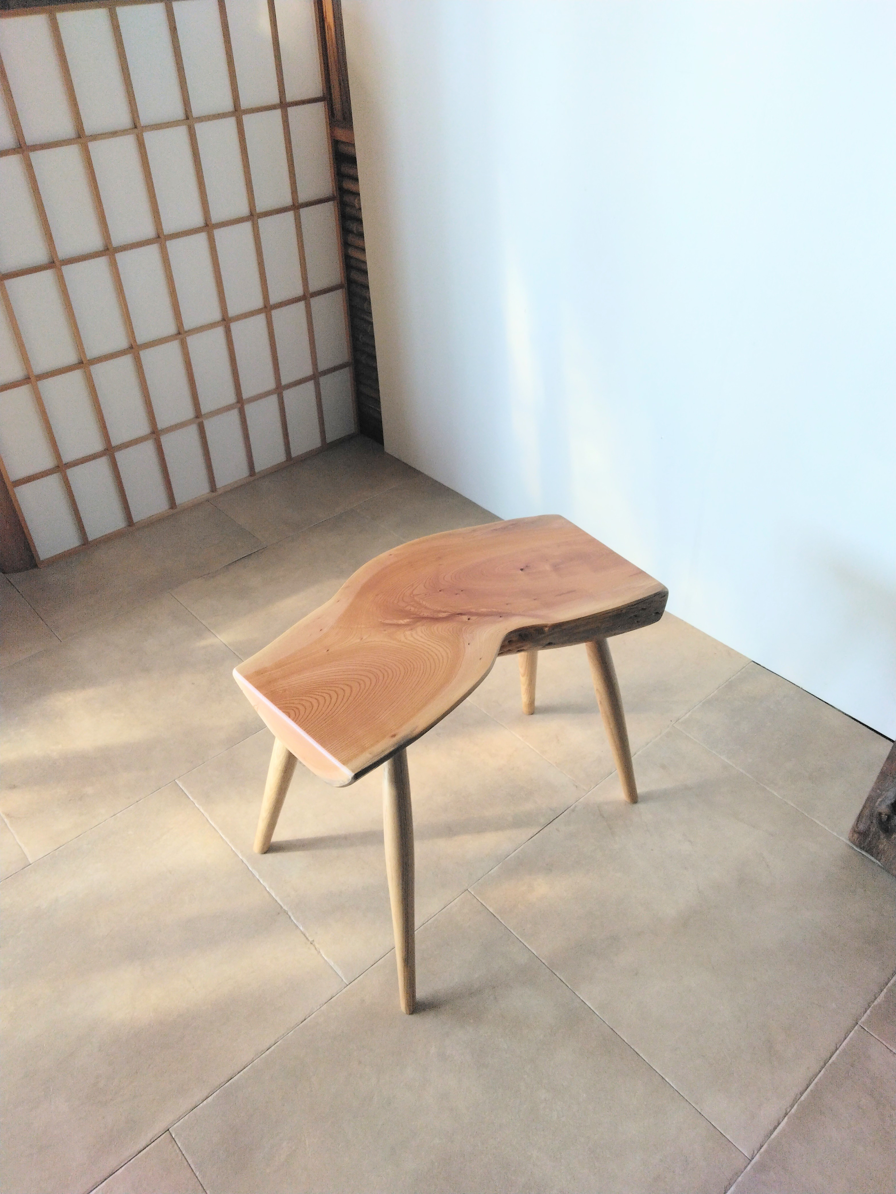 自然木サイドテーブル　　ミニテーブル・スツール・ディスプレイ・欅一枚板・無垢材