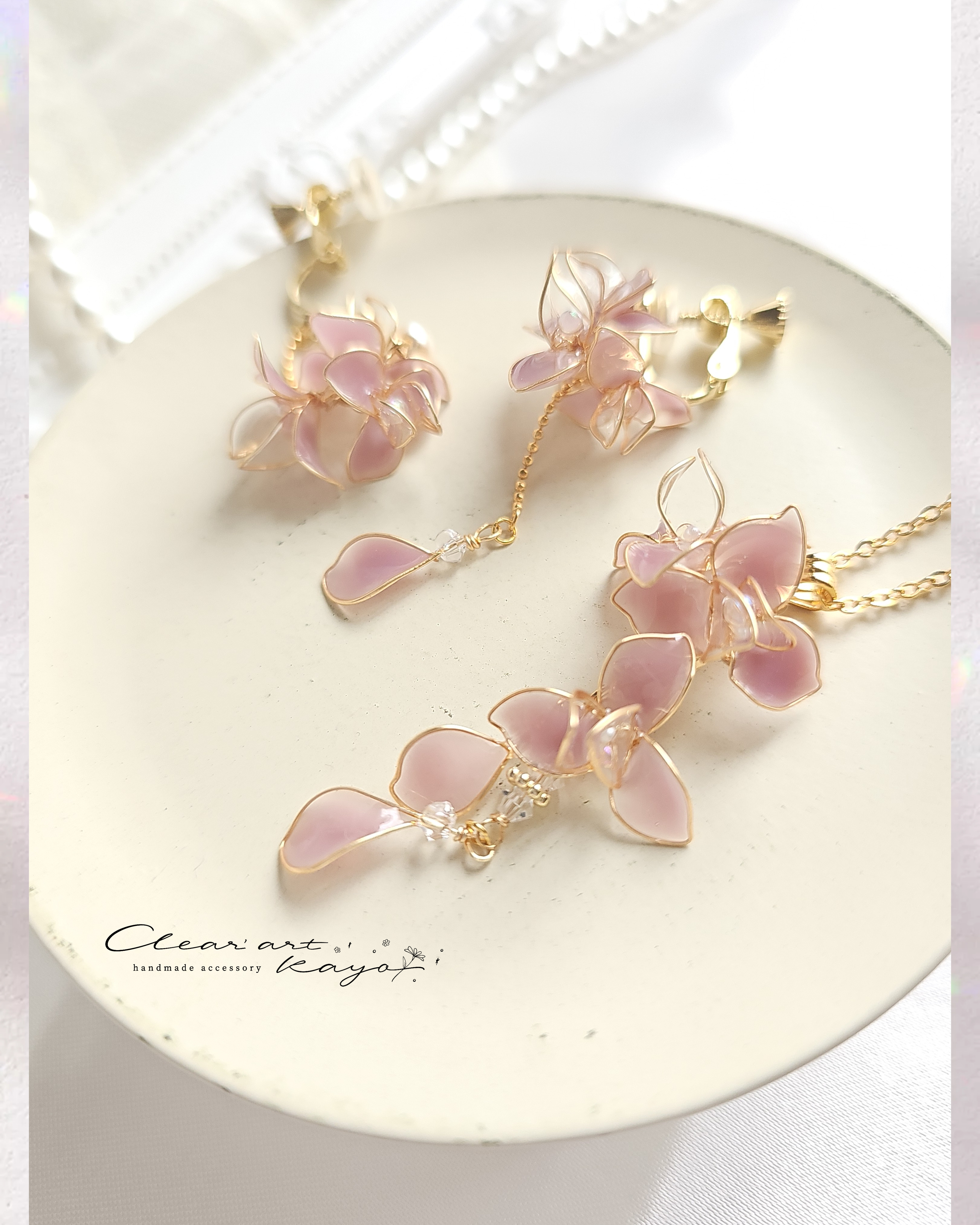 Share Petals セットorシェア  花びらネックレス＆ピアス／イヤリング  オールドローズ
