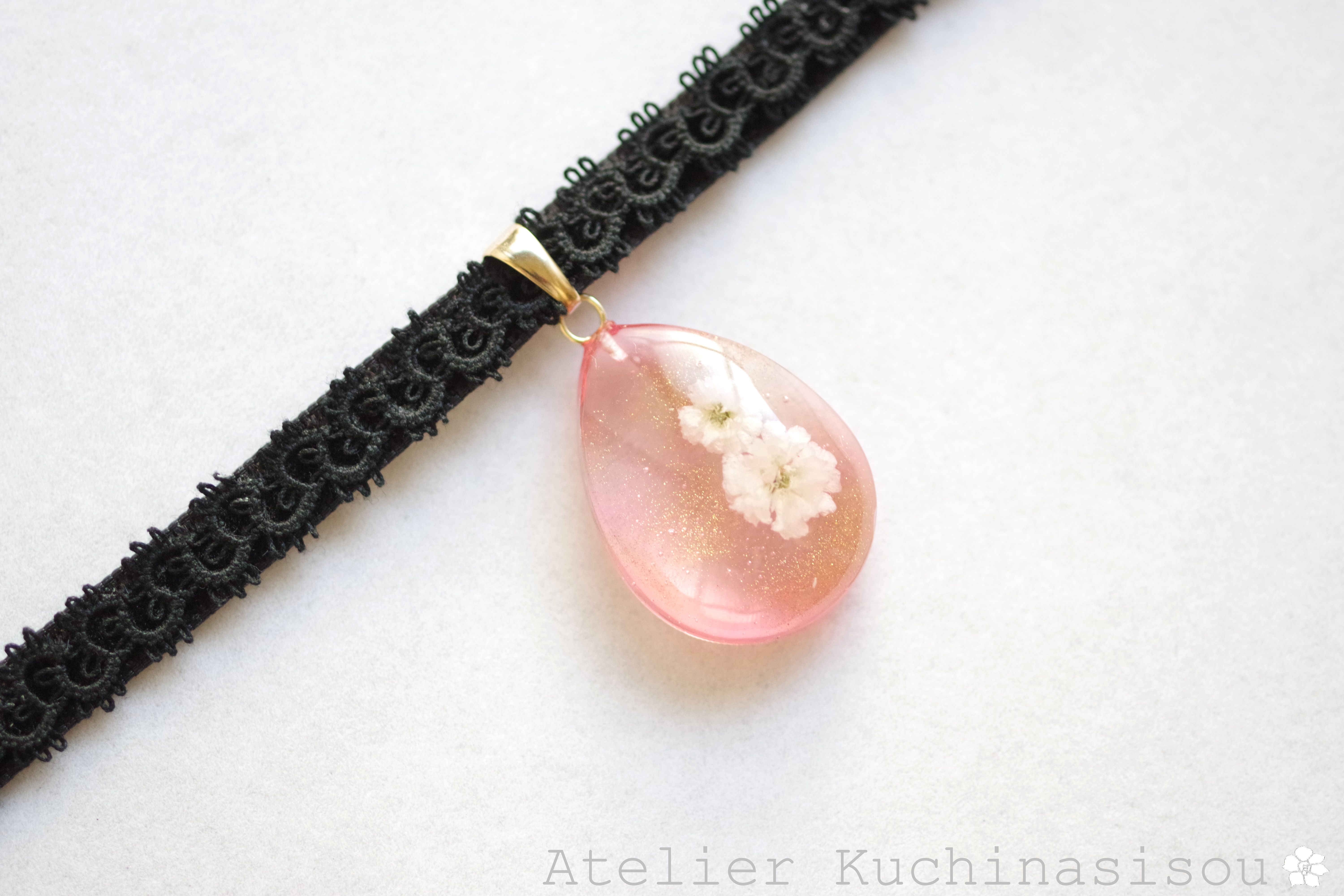 【受注製作】レジンアート　ドロップモチーフとタティングレースとベルベットリボンのチョーカー〈ただ、恋に落ちて〉