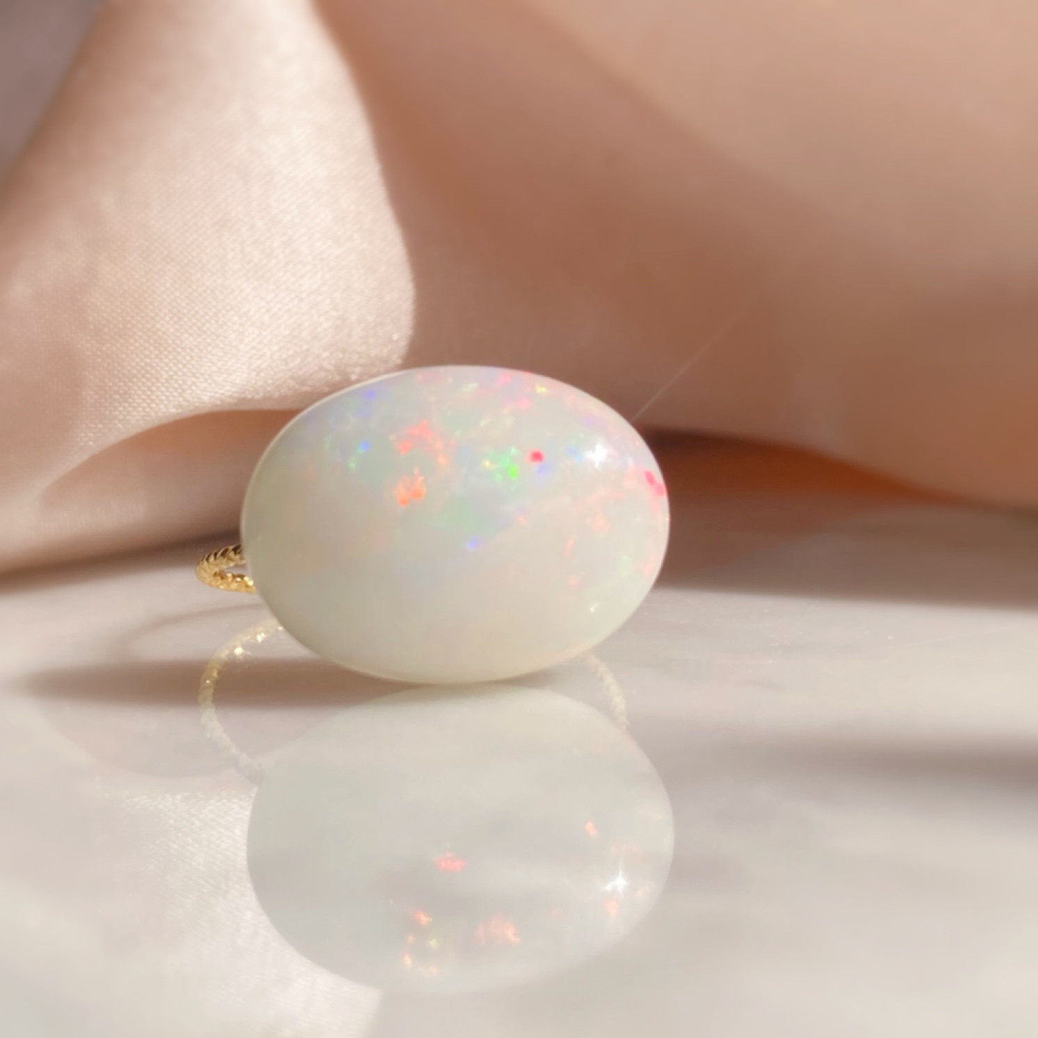 たっぷり贅沢✴︎大粒エチオピアンオパール✴︎k14gfリング