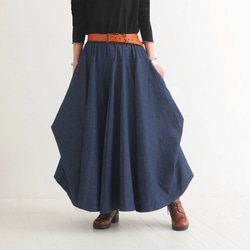 新款牛仔【自由伸展半身裙】銷量超過1500件 * 輕鬆搭配任何服飾 * 隨心所欲而動，展現優美身形 * 靛藍色 第11張的照片