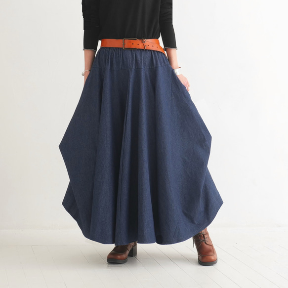 新款牛仔【自由伸展半身裙】銷量超過1500件 * 輕鬆搭配任何服飾 * 隨心所欲而動，展現優美身形 * 靛藍色 第11張的照片