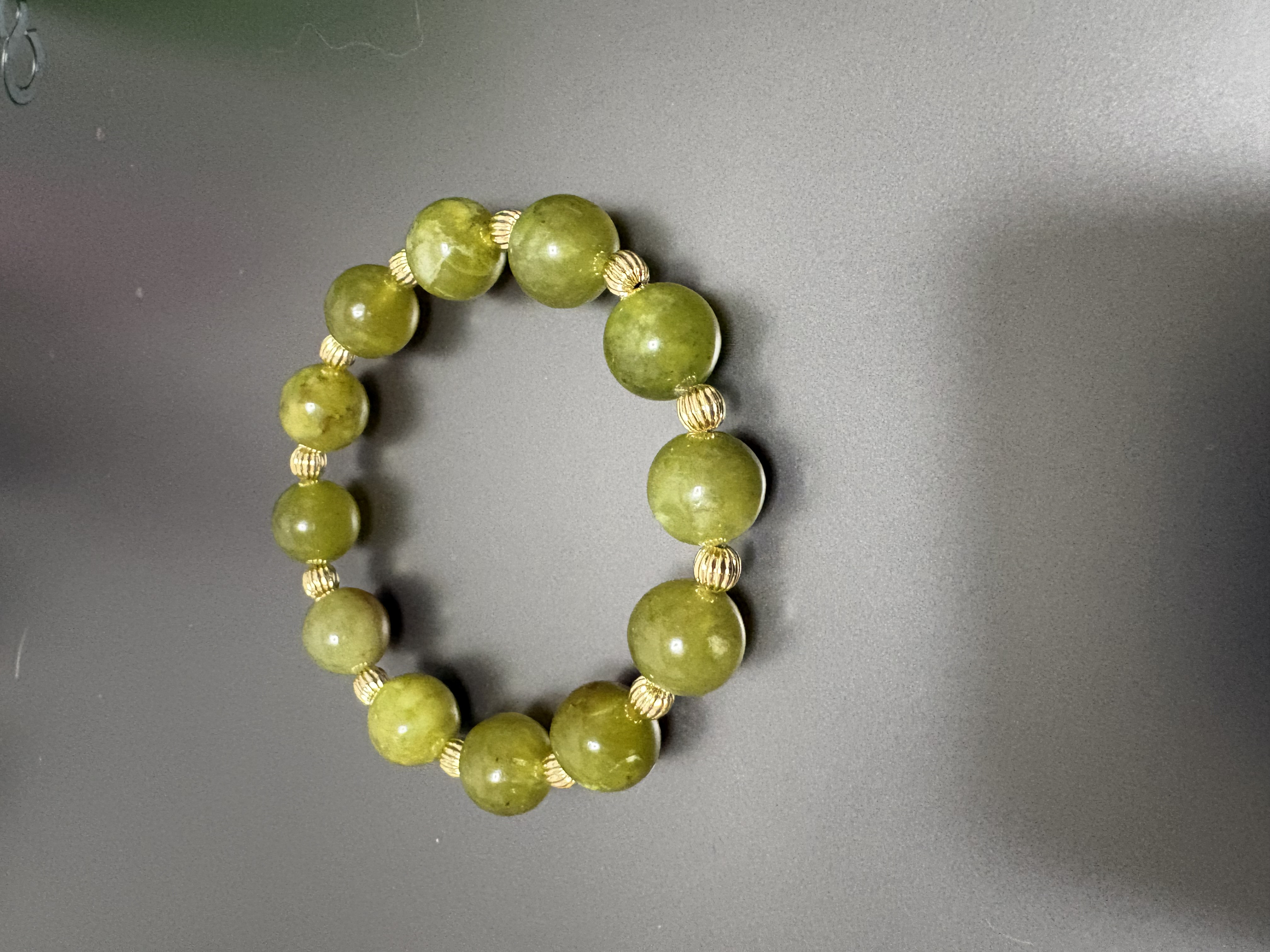 サーベティンブレスレット