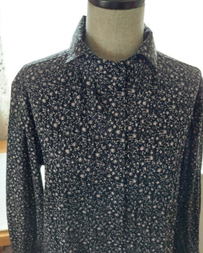 リバティ　胸元タック　ロングワンピース