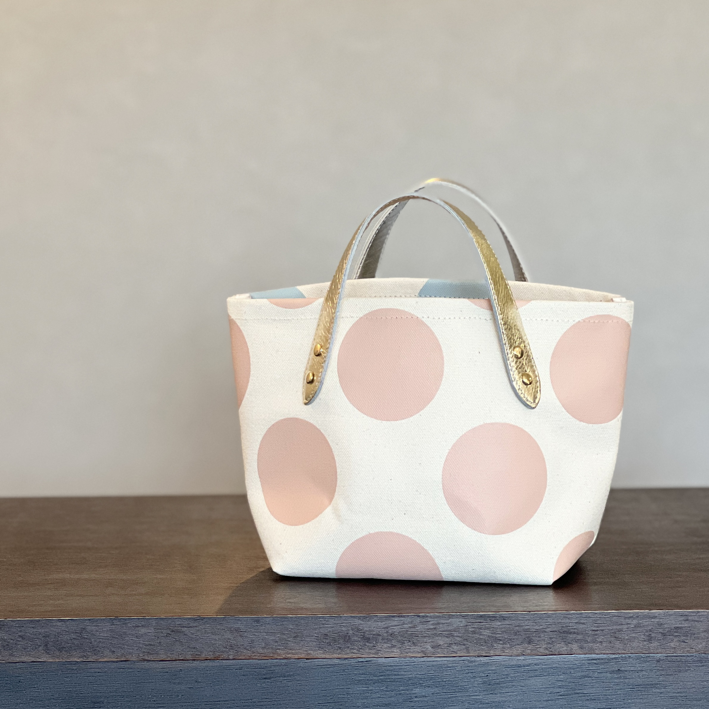 《2026春限定色》ときめきカラーのドットトートランチサイズ　本体　ピンクドット/ブルードット　カスタマイズ可