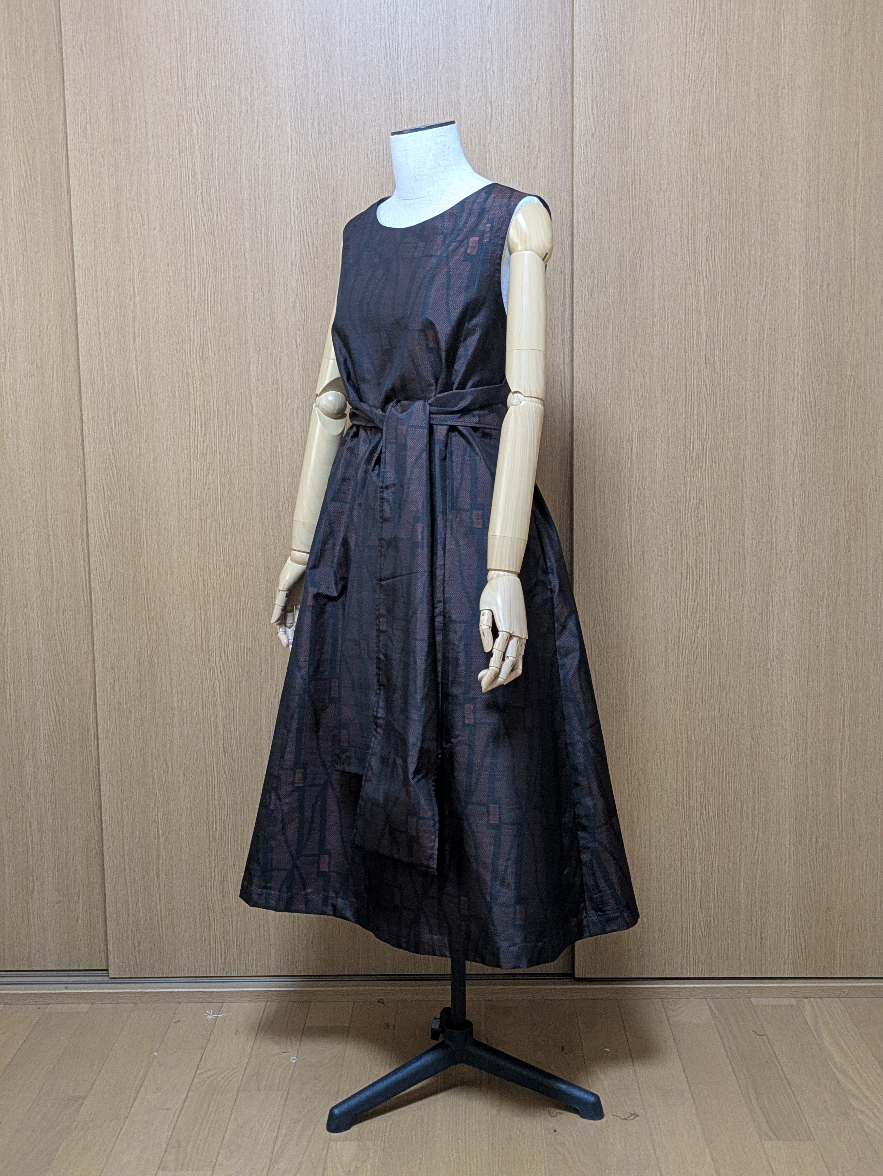 着物リメイク　ワンピース　大島紬Ｍ〜L